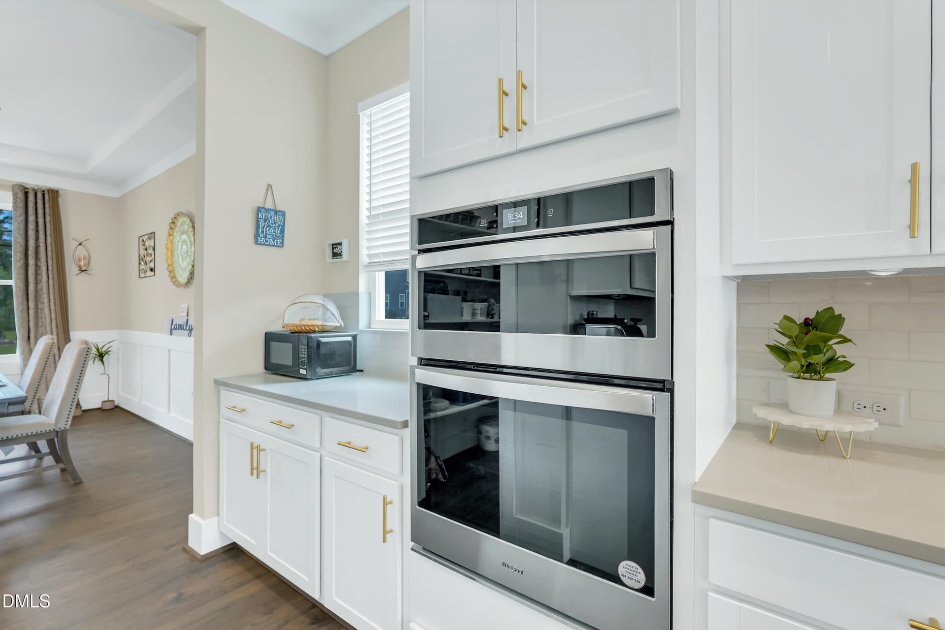 Wall Ovens - 301 Silent Bend Drive, Holly Springs, NC 27540