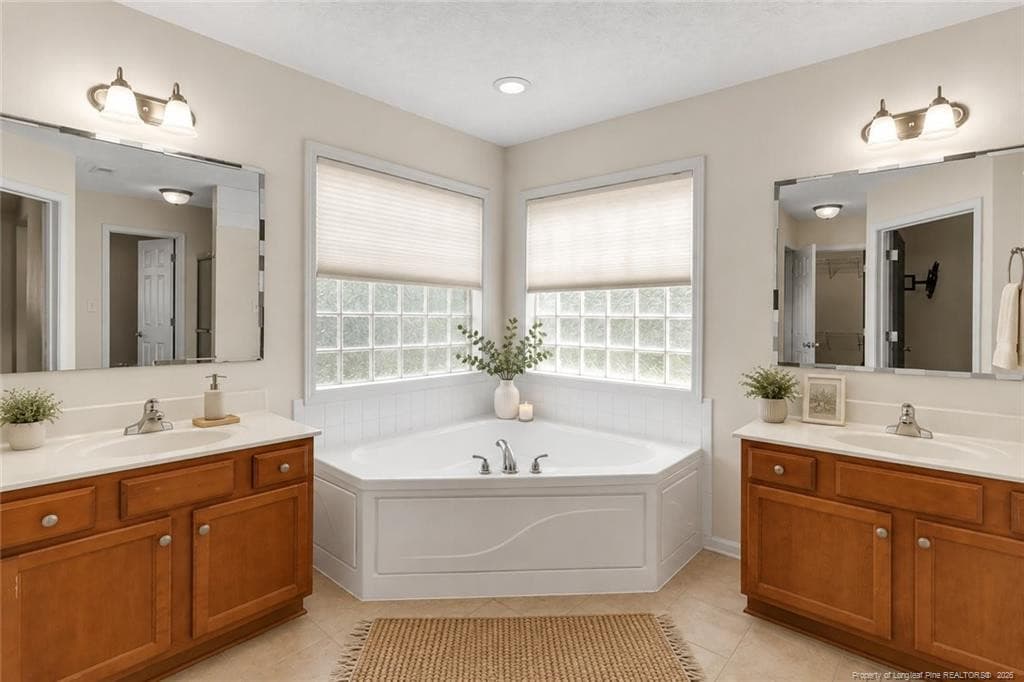 Photo 11 - 8229 Frenchorn Lane, Fayetteville, NC 28314, Fayetteville