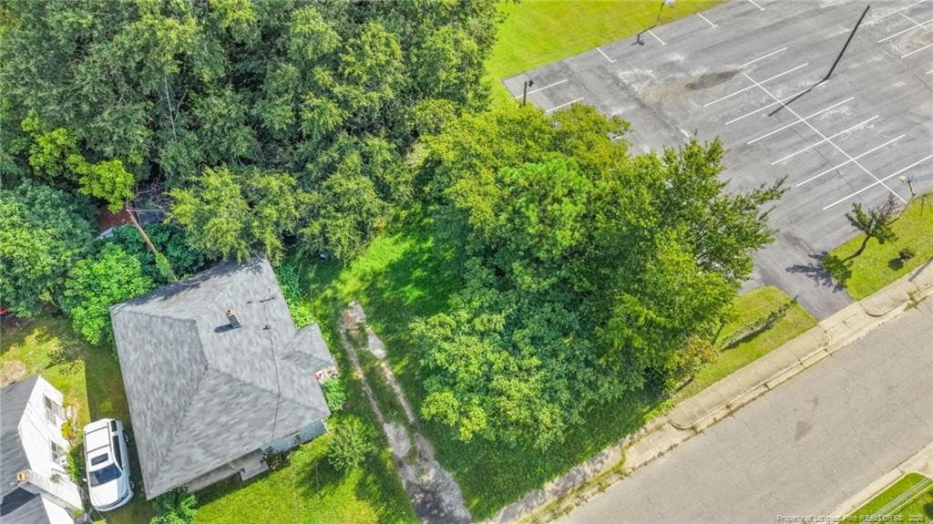 Photo 5 - 223 6th Avenue E, Red Springs, NC 28377