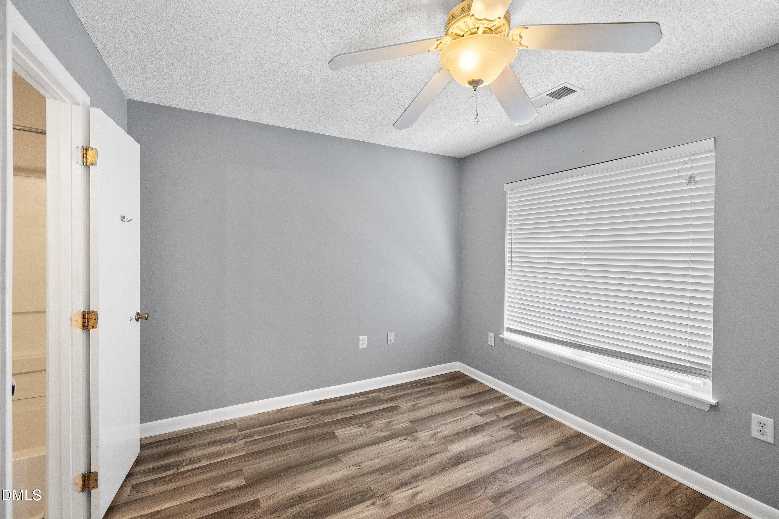 21-1431 Collegiate Cir #303_5865 - 1431 Collegiate Circle 303, Raleigh, NC 27606, Raleigh