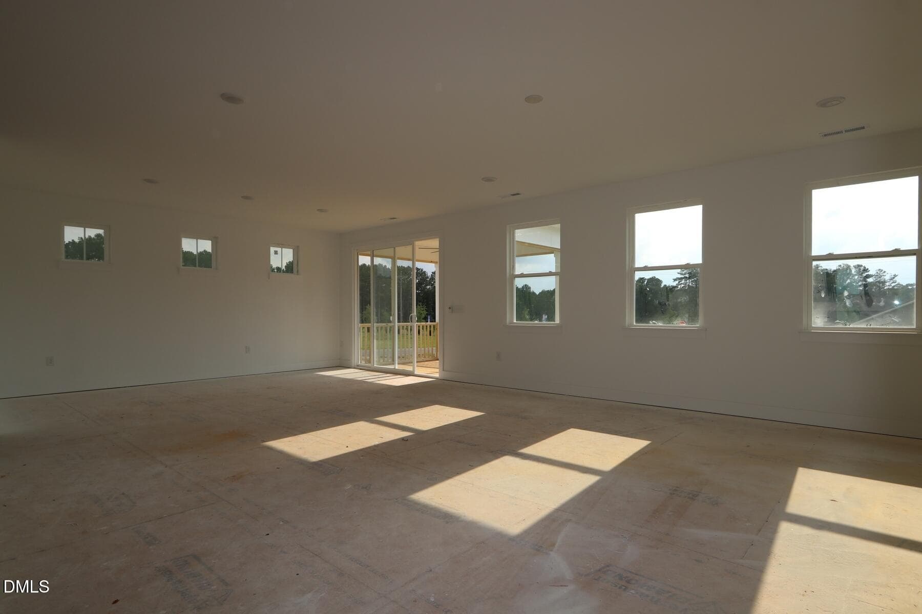 [L70_z018]none18 - 17 Windward Place, Lillington, NC 27546