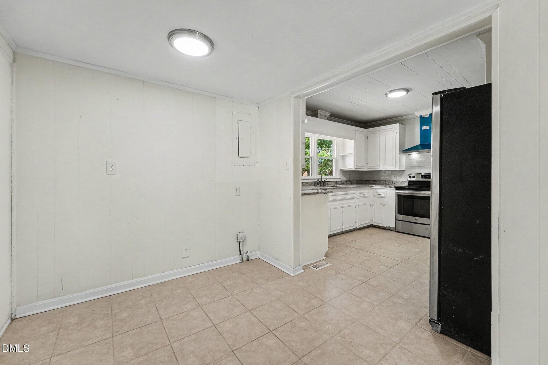 Breakfast Nook/ Study - 207 Old Post Road, Erwin, NC 28339