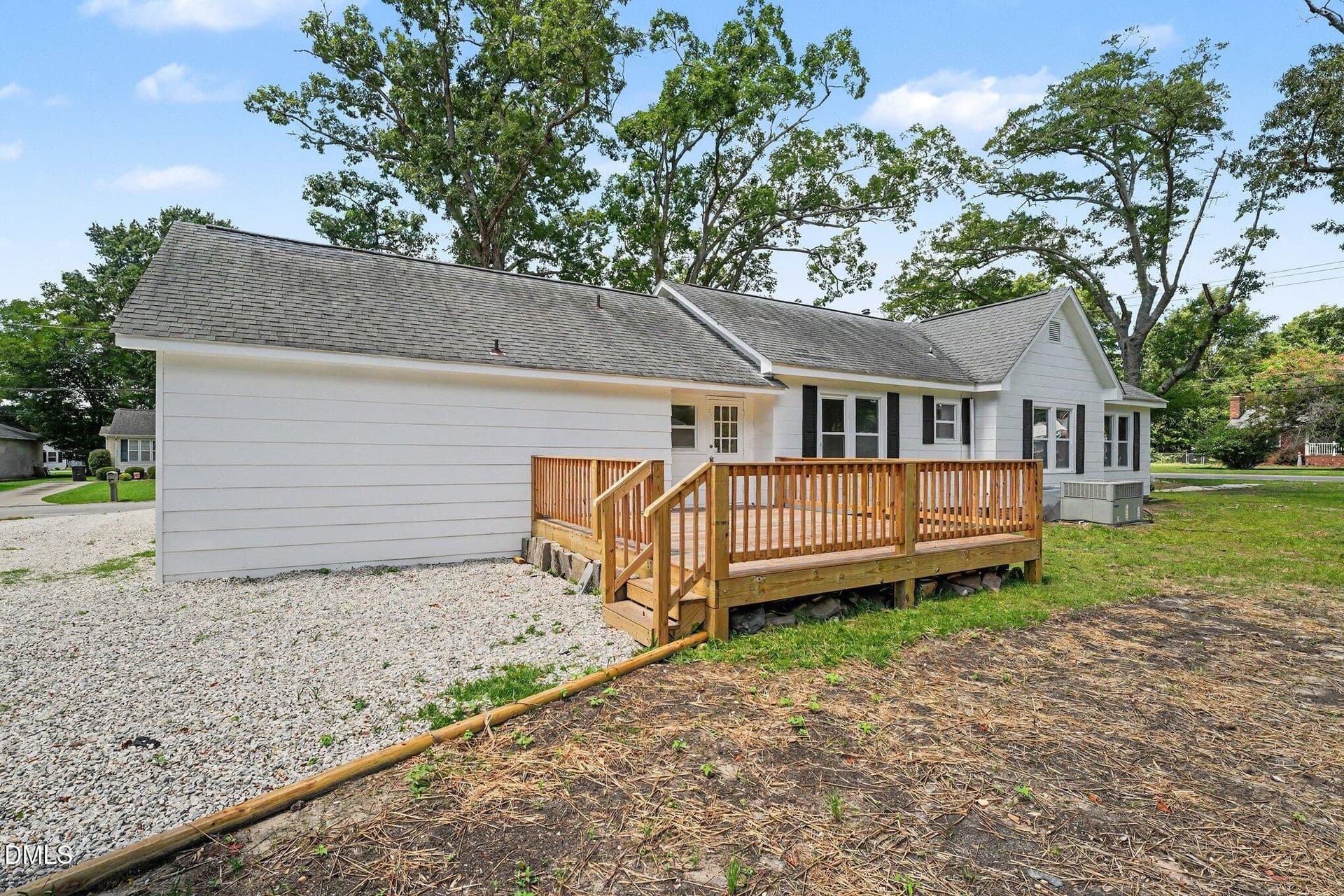 Deck - 207 Old Post Road, Erwin, NC 28339