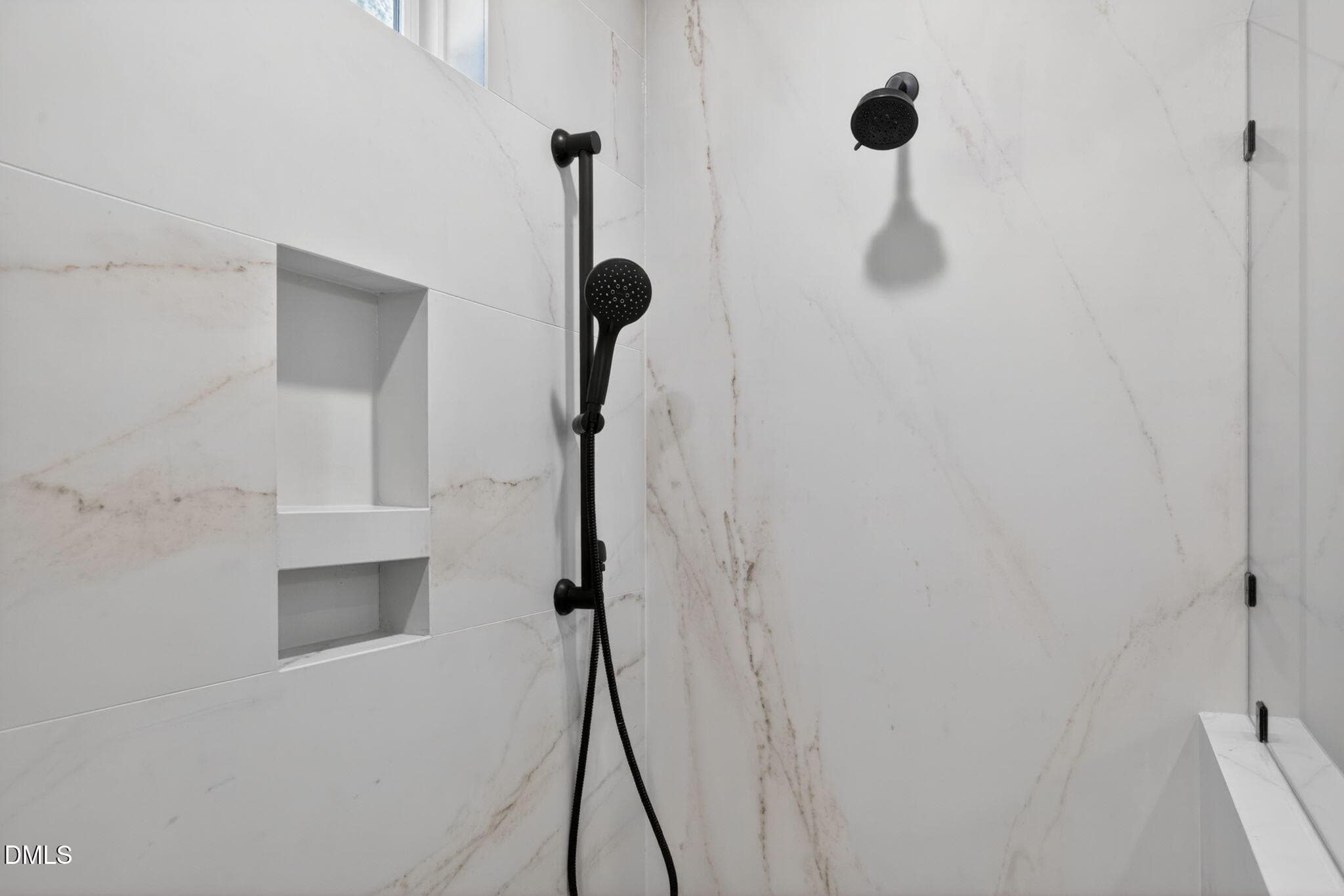 Super Shower - 36 Knotts Loop, Lillington, NC 27546