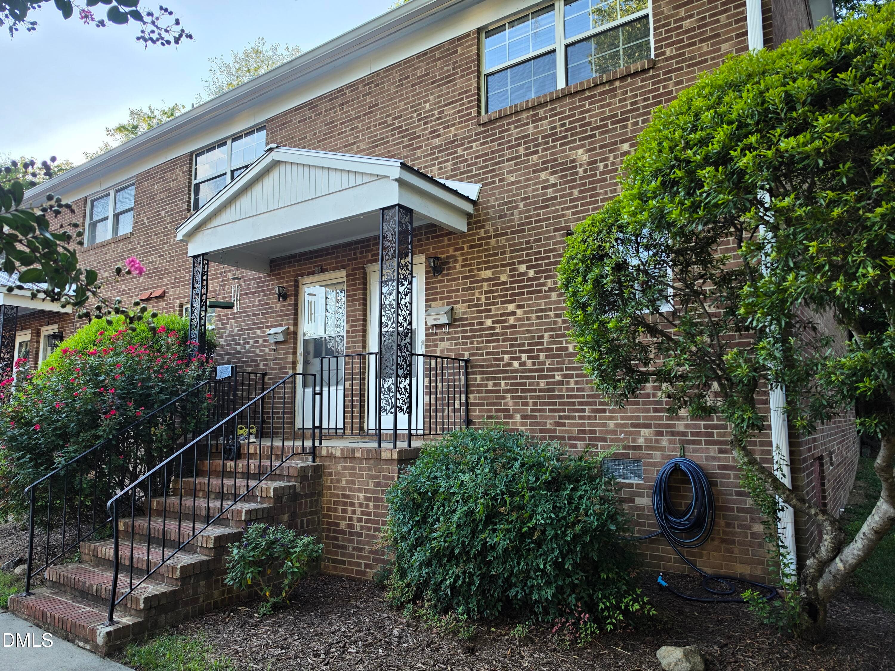 506 N Greensboro Street Apt 35, Carrboro, NC 27510