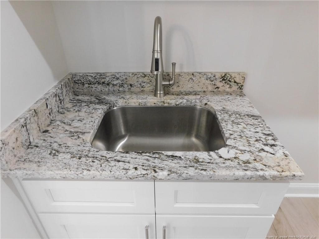Laundry Room Sink - 605 5th Street, Bladenboro, NC 28320