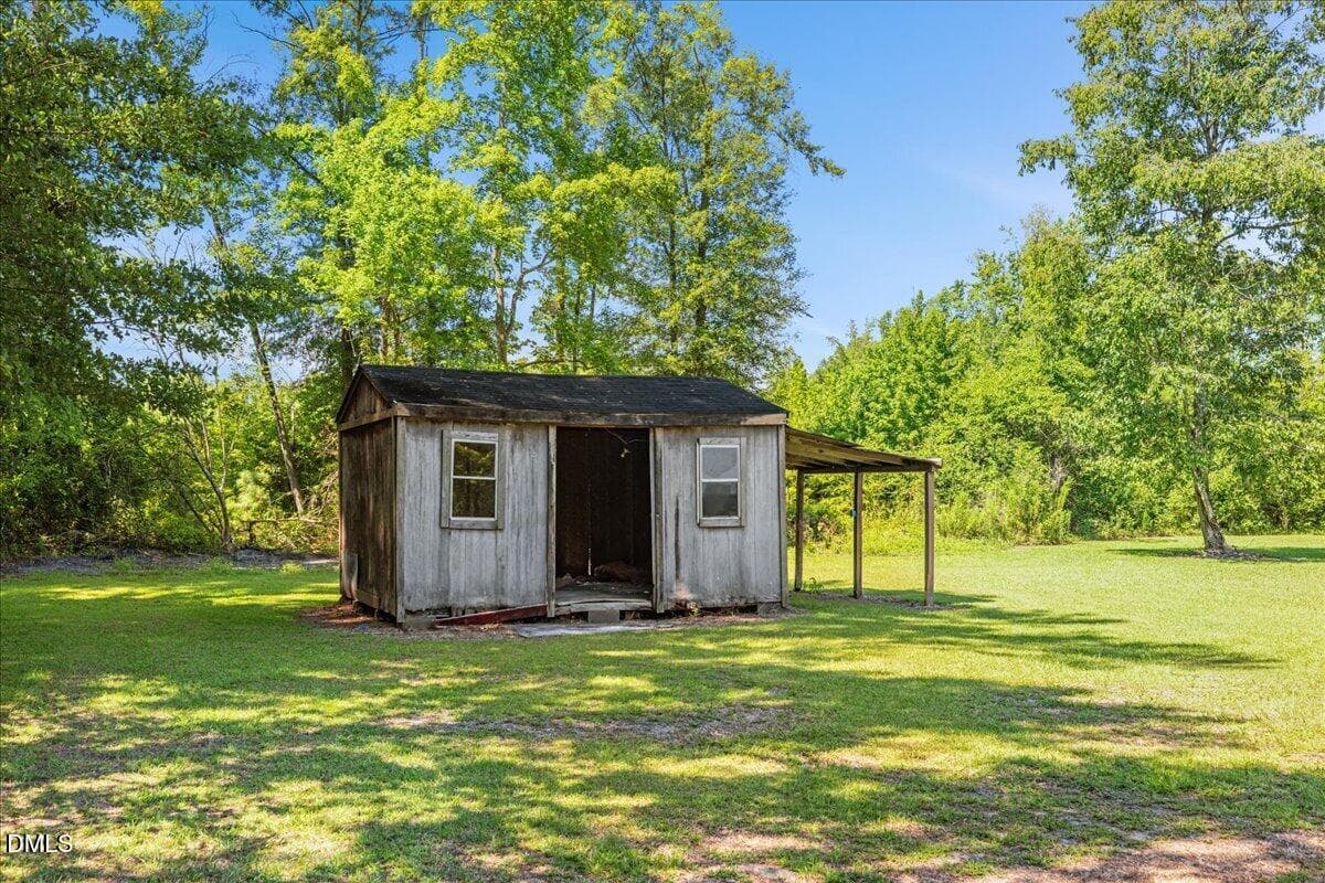 39-1330 E Hanrahan Rd - 1330 E Hanrahan Road, Ayden, NC 28513