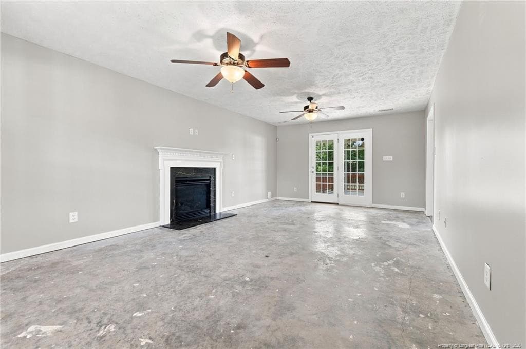 Photo 6 - 2905 Aristocrat Lane, Fayetteville, NC 28306, Fayetteville