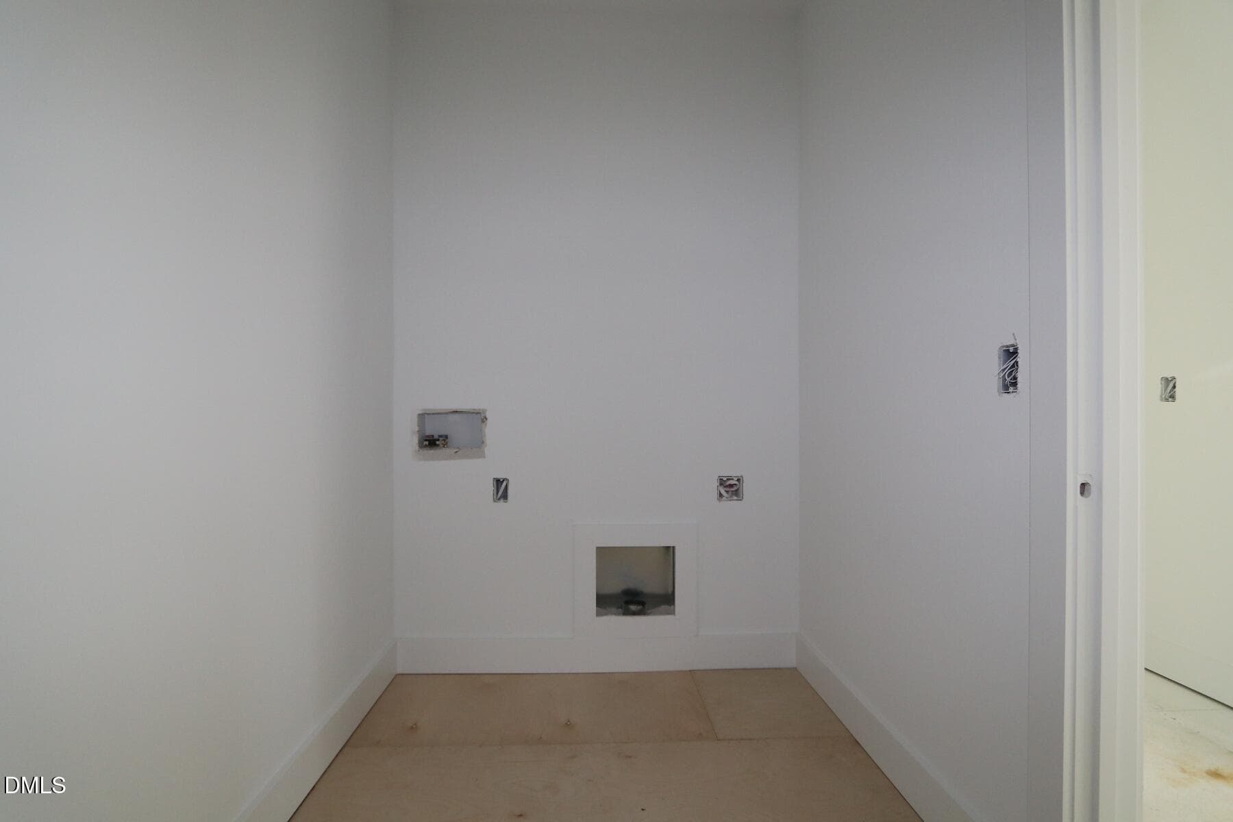 [L70_z047]none47 - 17 Windward Place, Lillington, NC 27546