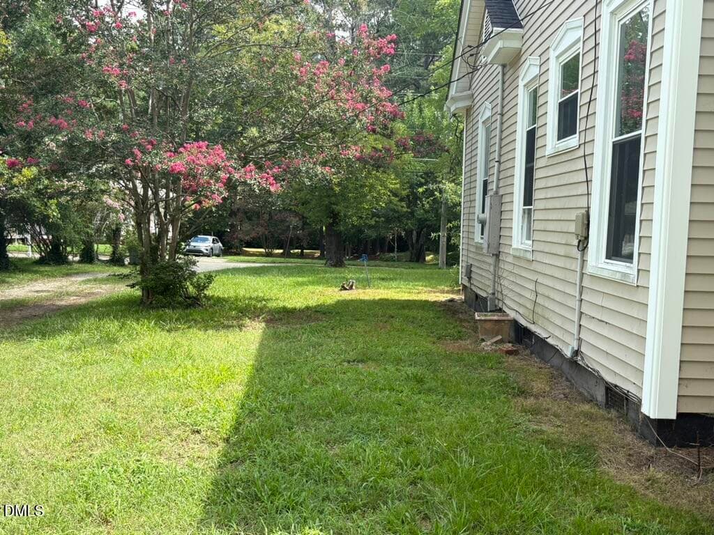 Side yard - 512 Raleigh Street, Oxford, NC 27565
