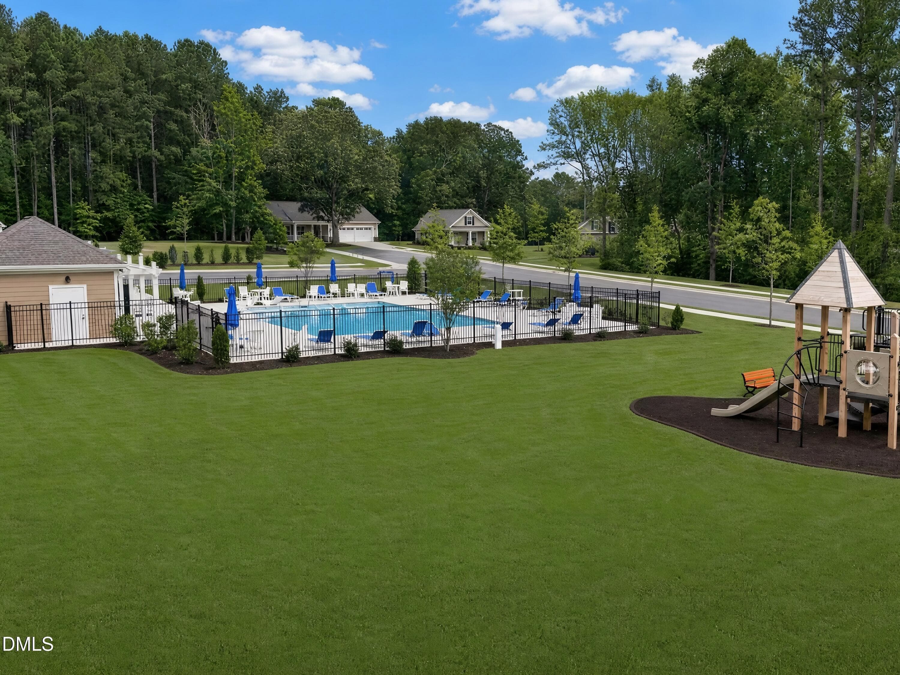SUN_CaitlinCrossing_Pic_Exterior-33 - 279 Beachcomber Drive, Lillington, NC 27546