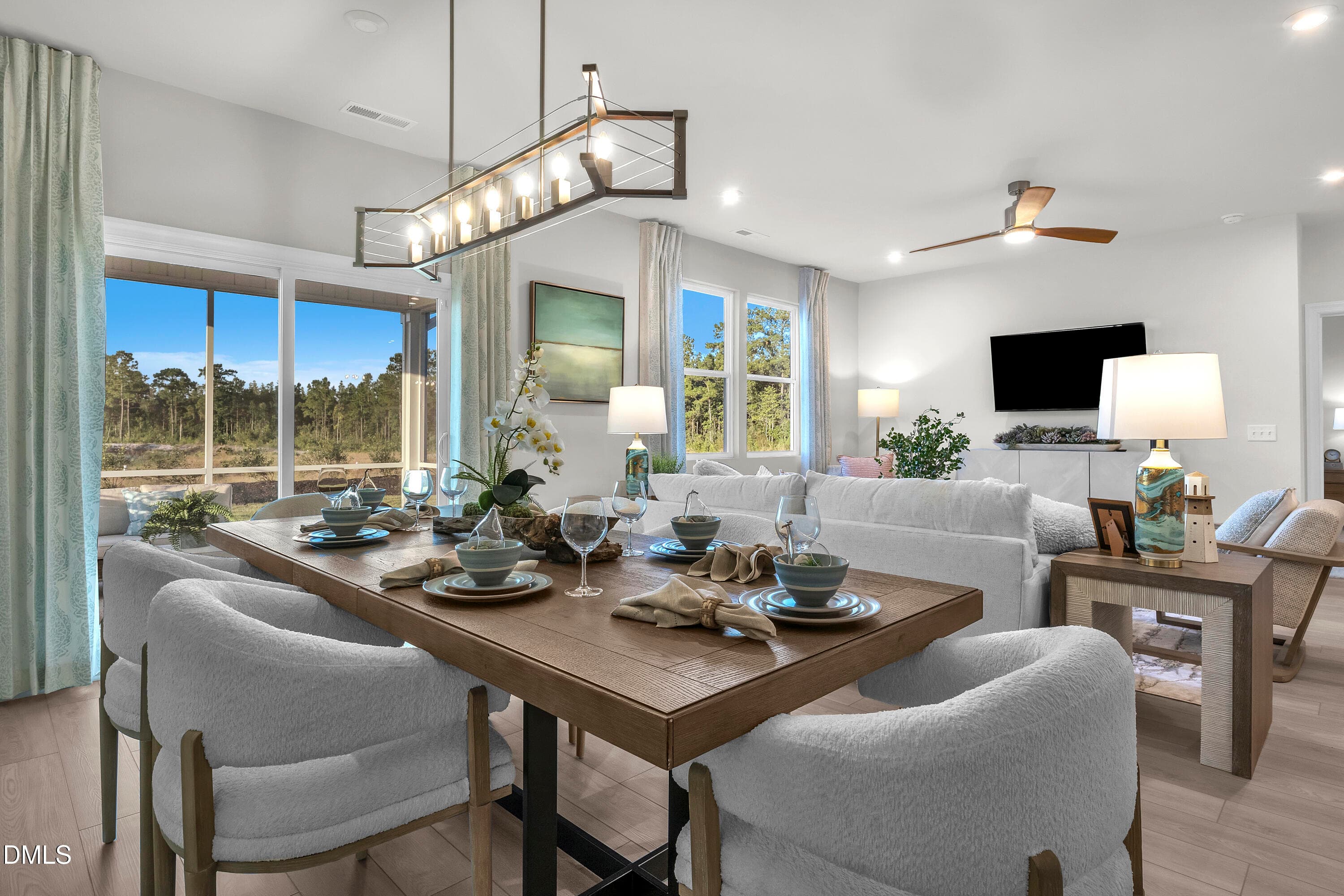P_CST_TCC_Easton_INT_DIN_2 - 135 King Tucks Way, Four Oaks, NC 27524