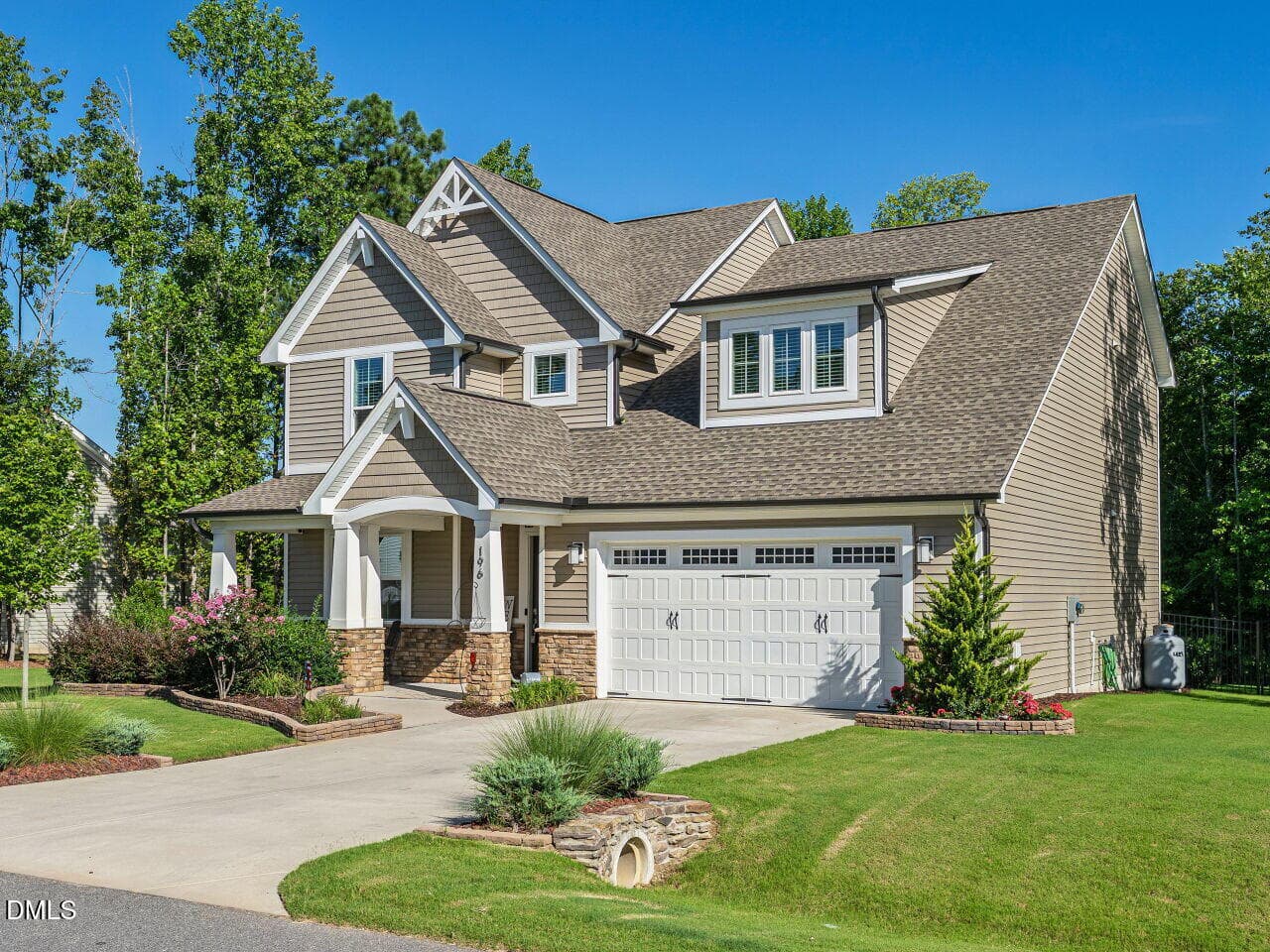 Front Exterior - 196 W Amber Oak Drive, Selma, NC 27576