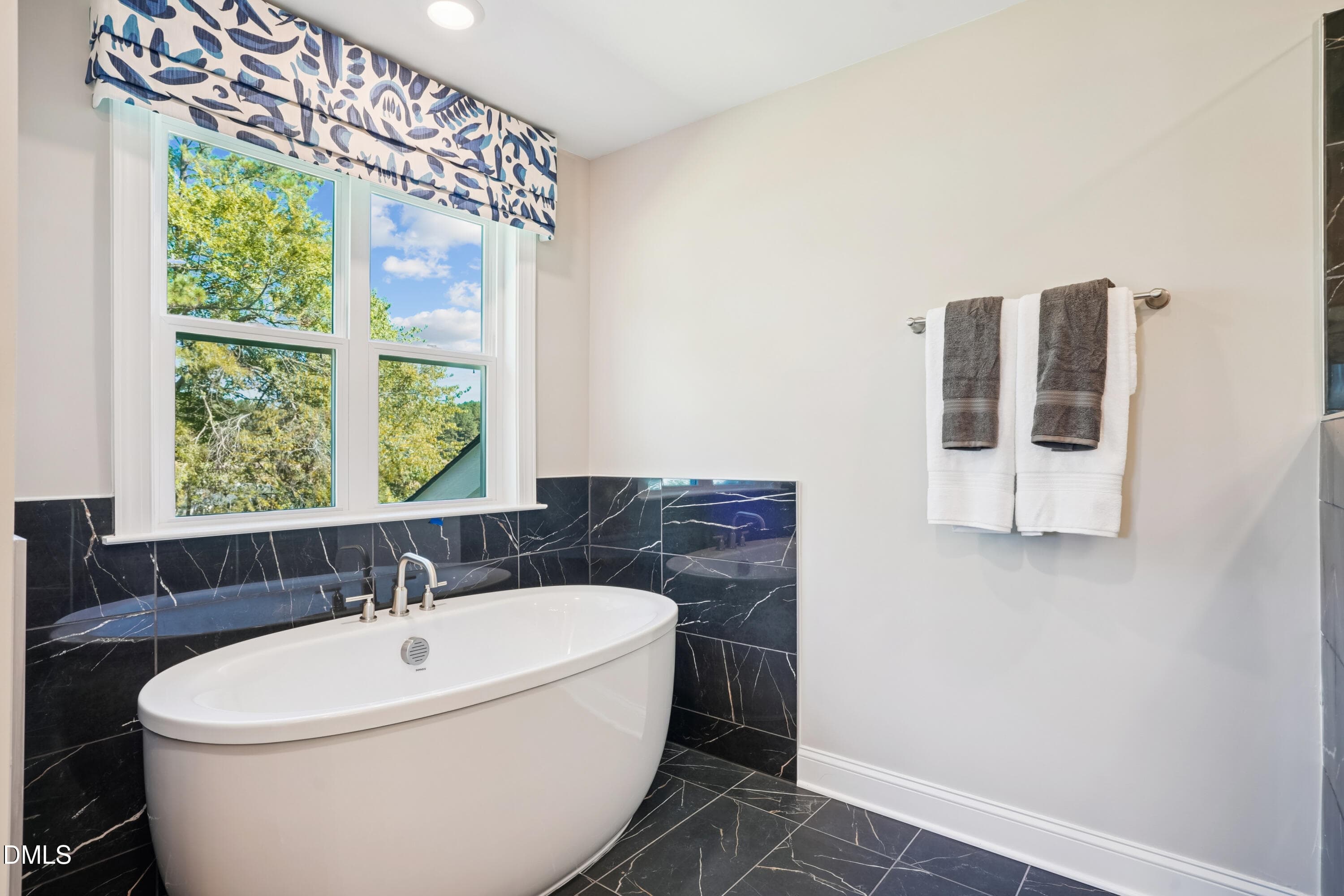 Fontana - Sauls Landing - interiors-pri - 7209 Blue Run Lane, Raleigh, NC 27604, Raleigh