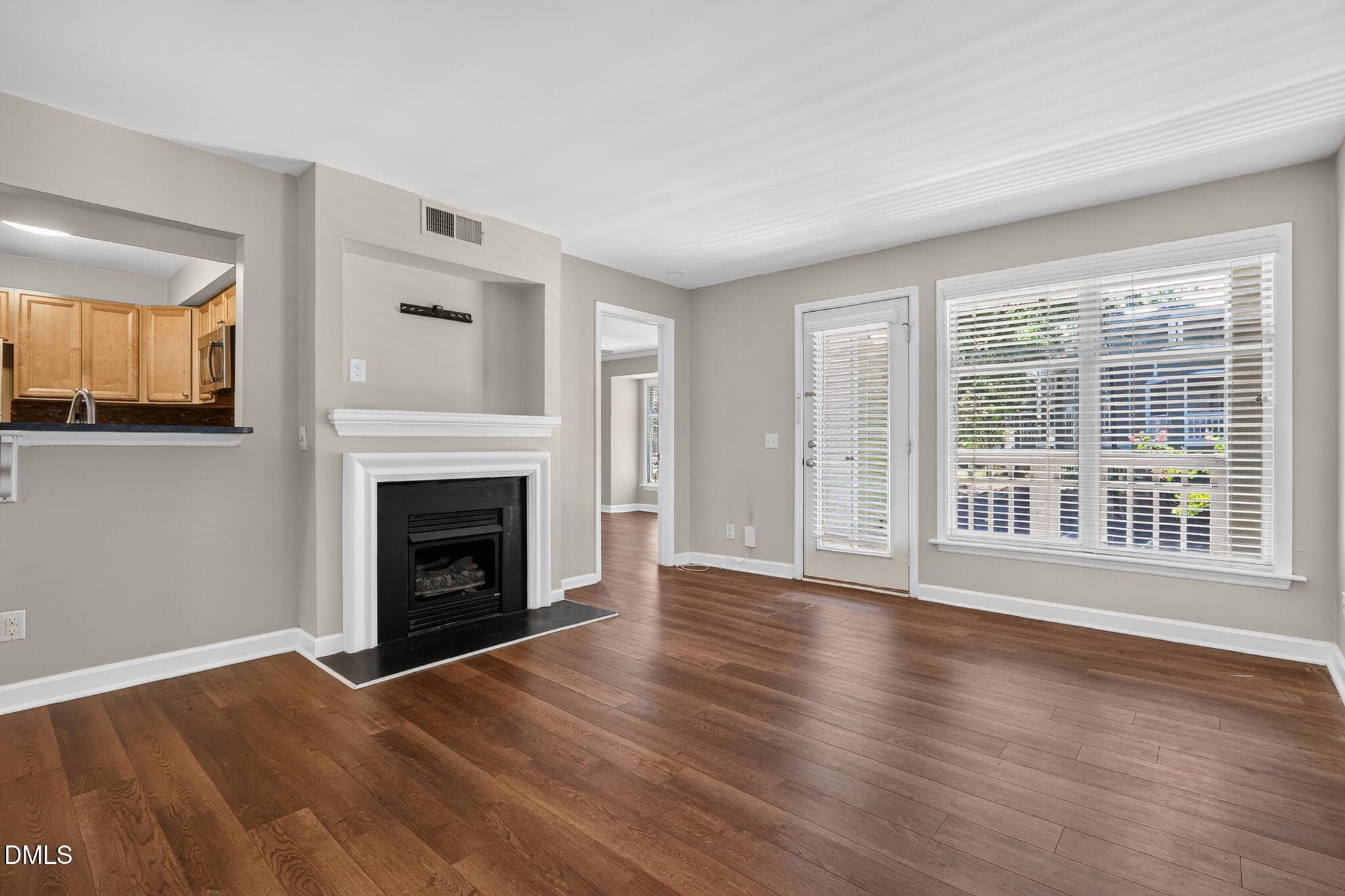 13 - 1021 Nicholwood Drive 201, Raleigh, NC 27605, Raleigh