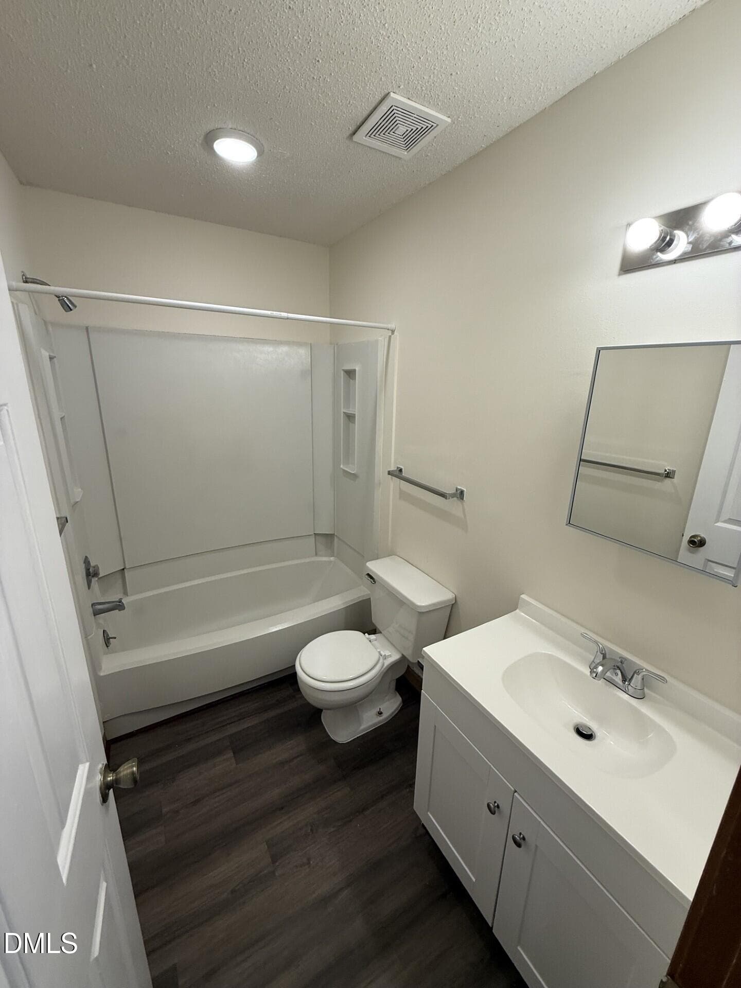 57953ac7-44c9-4a2a-96be-8b3c0dcf6dc6 - 3517 Ivy Commons Drive 302, Raleigh, NC 27606, Raleigh