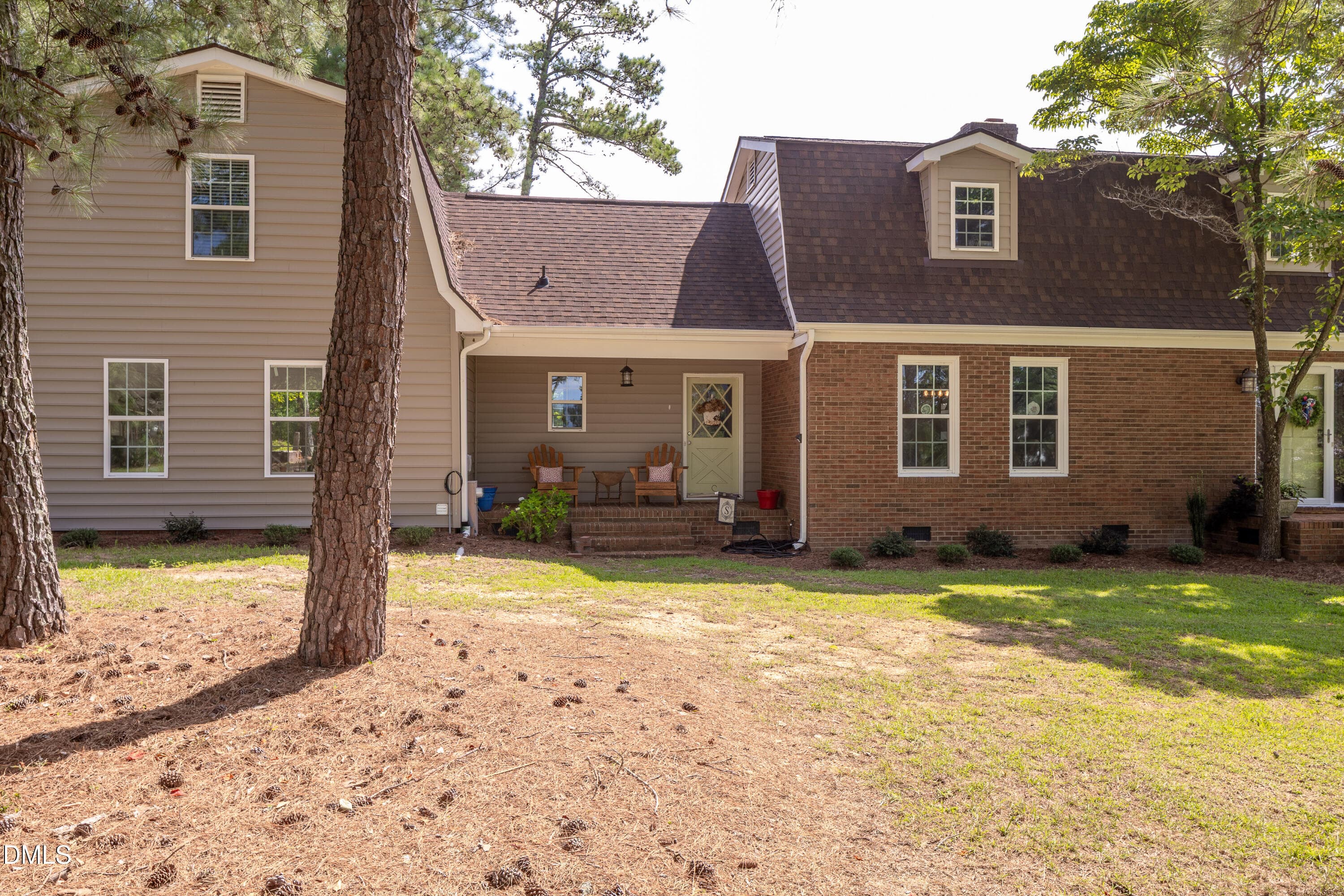 2282 NC-559 - 2282 Nc-55, Coats, NC 27521
