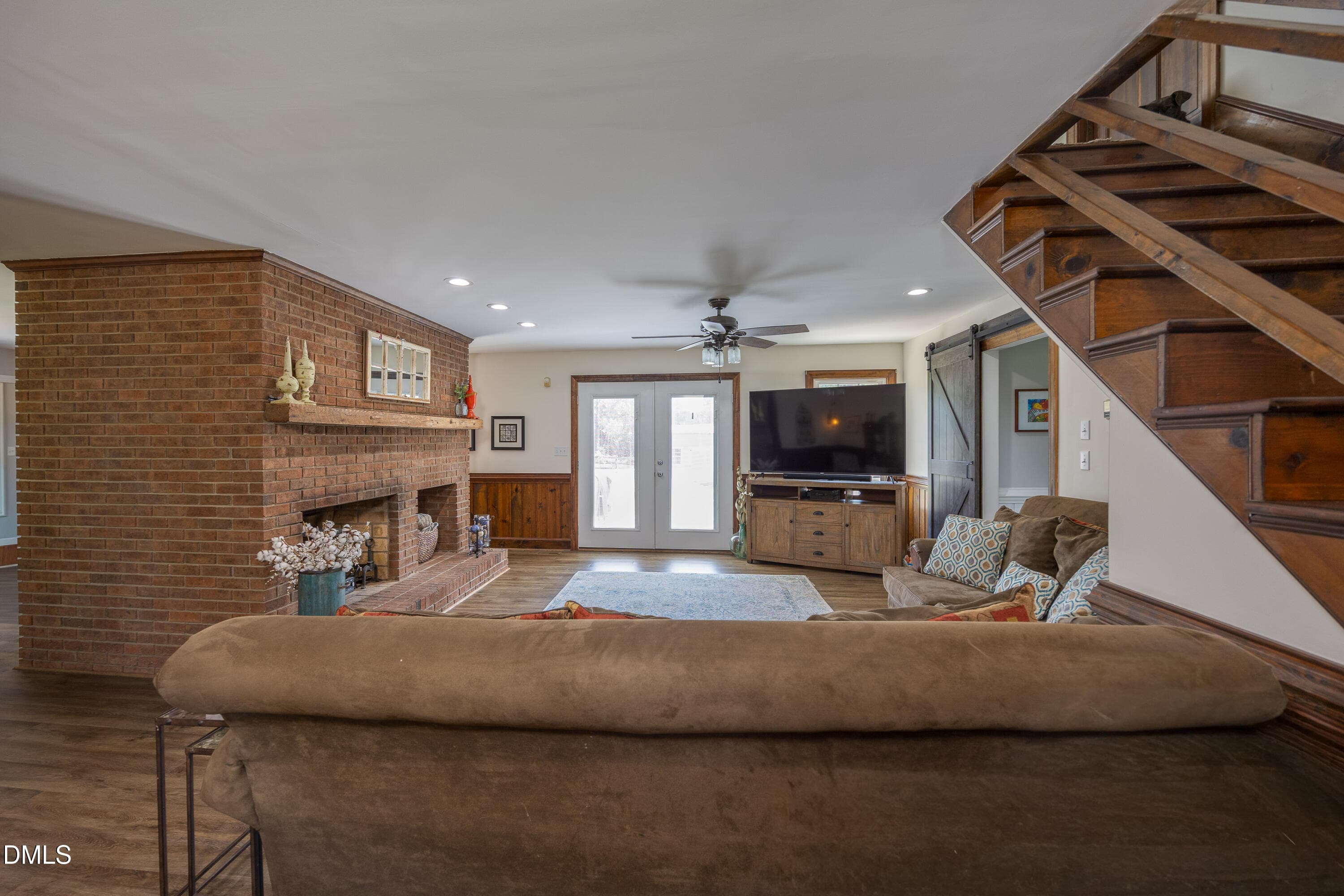 2282 NC-5511 - 2282 Nc-55, Coats, NC 27521