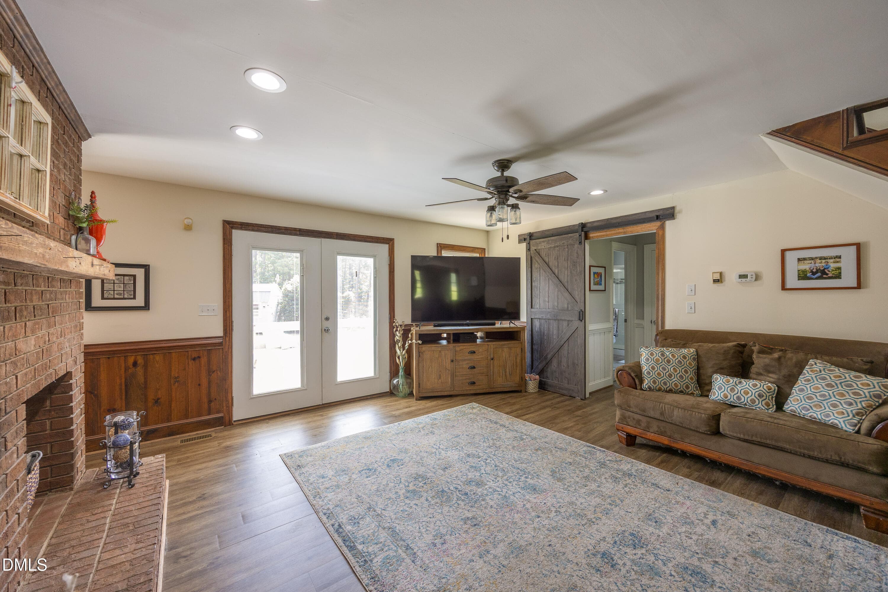 2282 NC-5512 - 2282 Nc-55, Coats, NC 27521