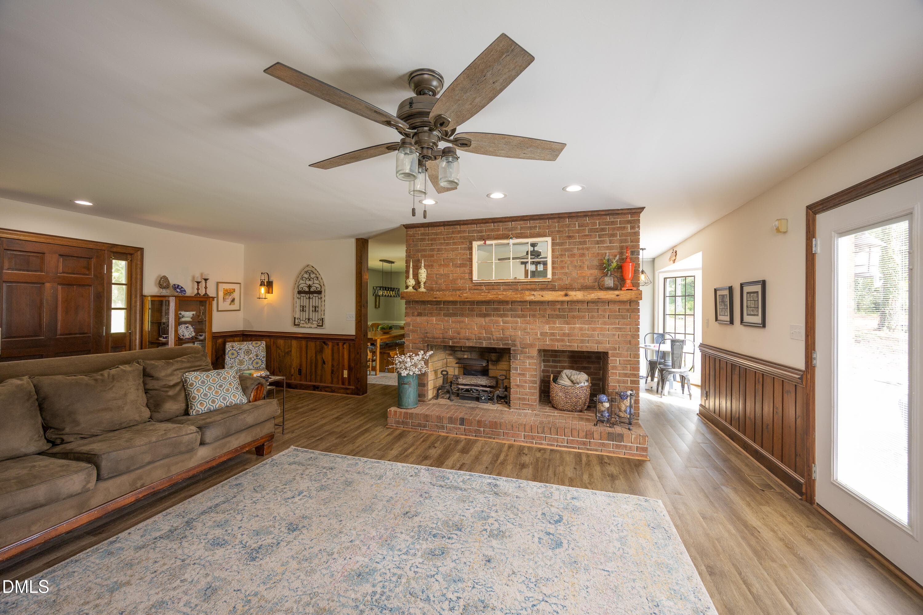 2282 NC-5513 - 2282 Nc-55, Coats, NC 27521