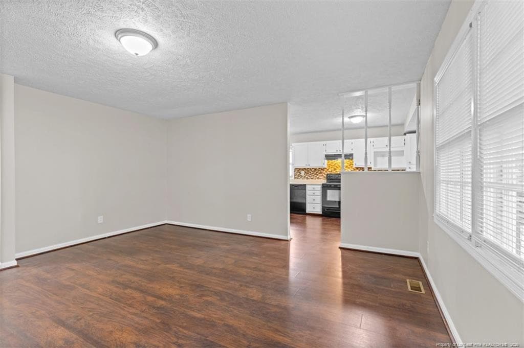 Photo 13 - 4704 Bent Pine Drive, Fayetteville, NC 28304, Fayetteville