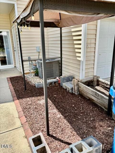 outdoor canopy - 939 Ileagnes Road, Raleigh, NC 27603, Raleigh
