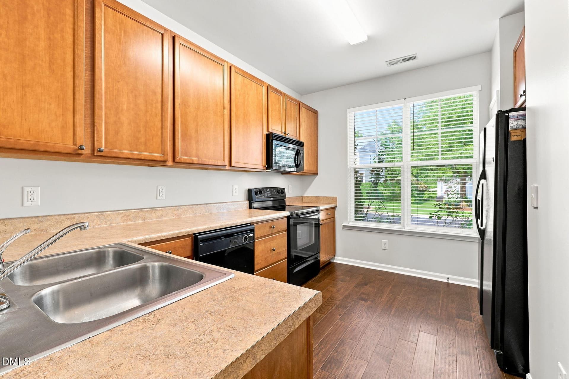 19-web-or-mls-IMG_9756 - 100 Stratford Lakes Drive 127, Durham, NC 27713