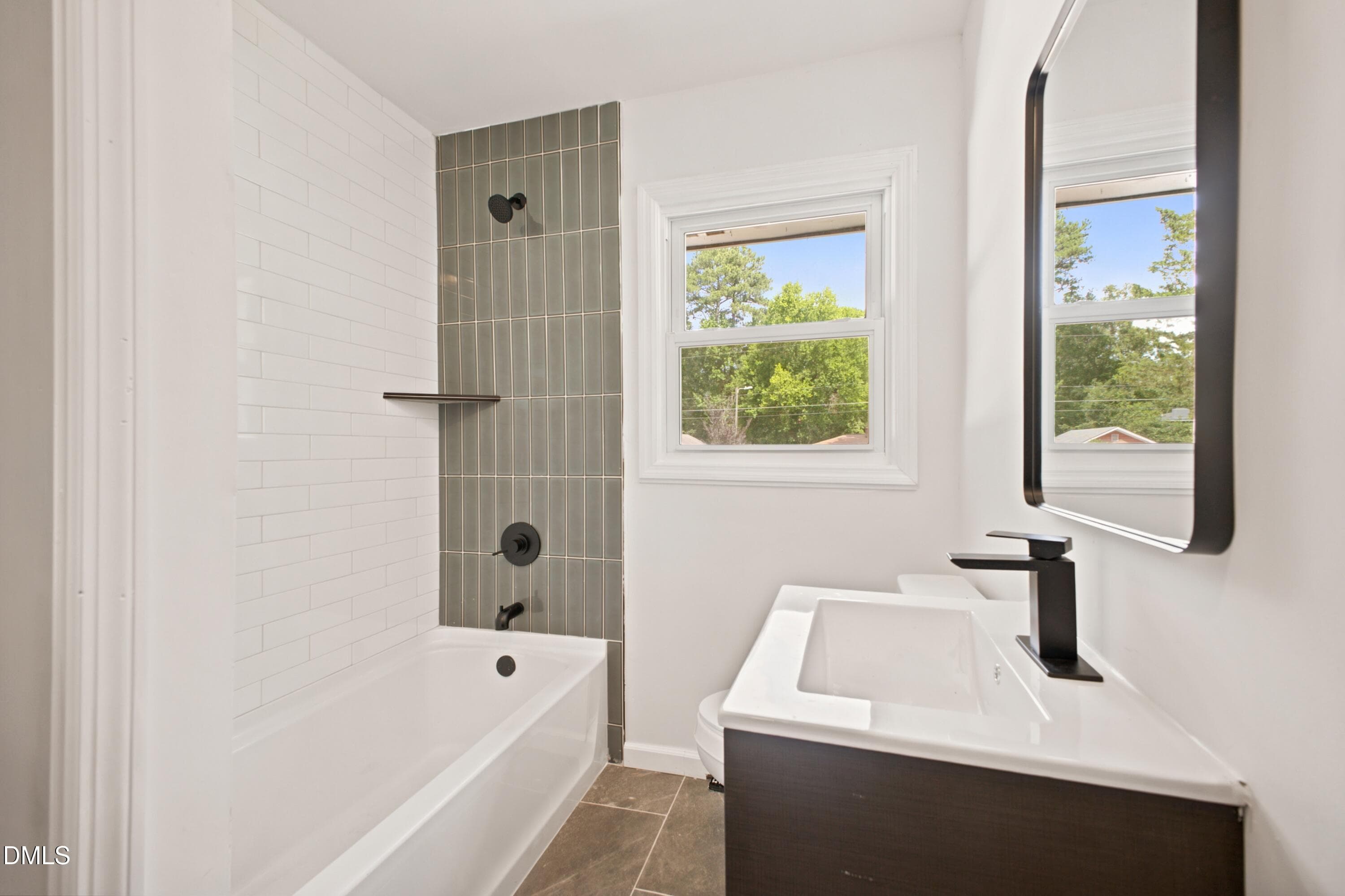 Shared Full Bath - 1106 Cherry Drive, Durham, NC 27707, Durham