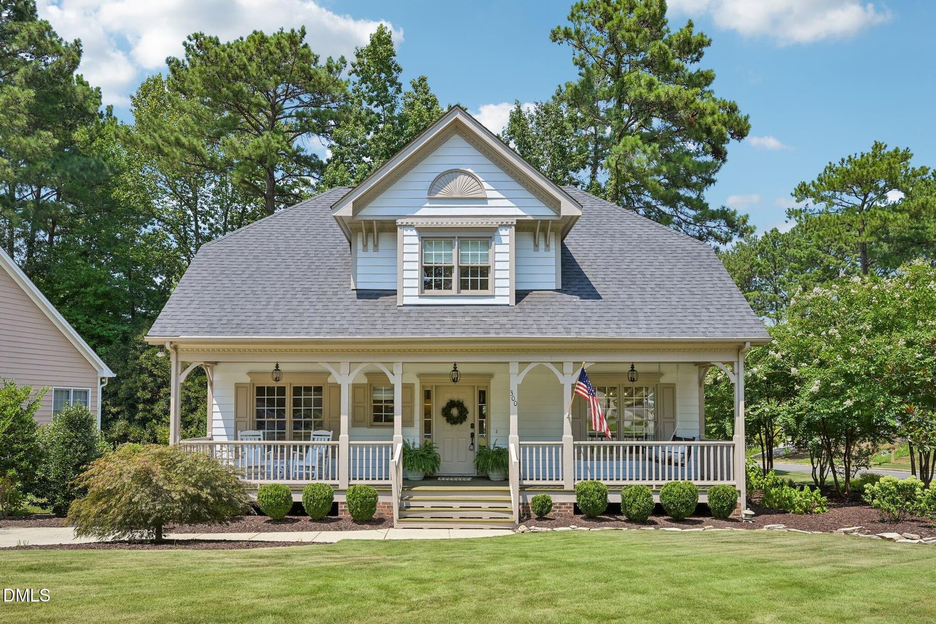 5-web-or-mls-Burnt Pine Ct-S1208-005 - 300 Burnt Pine Court, Apex, NC 27502