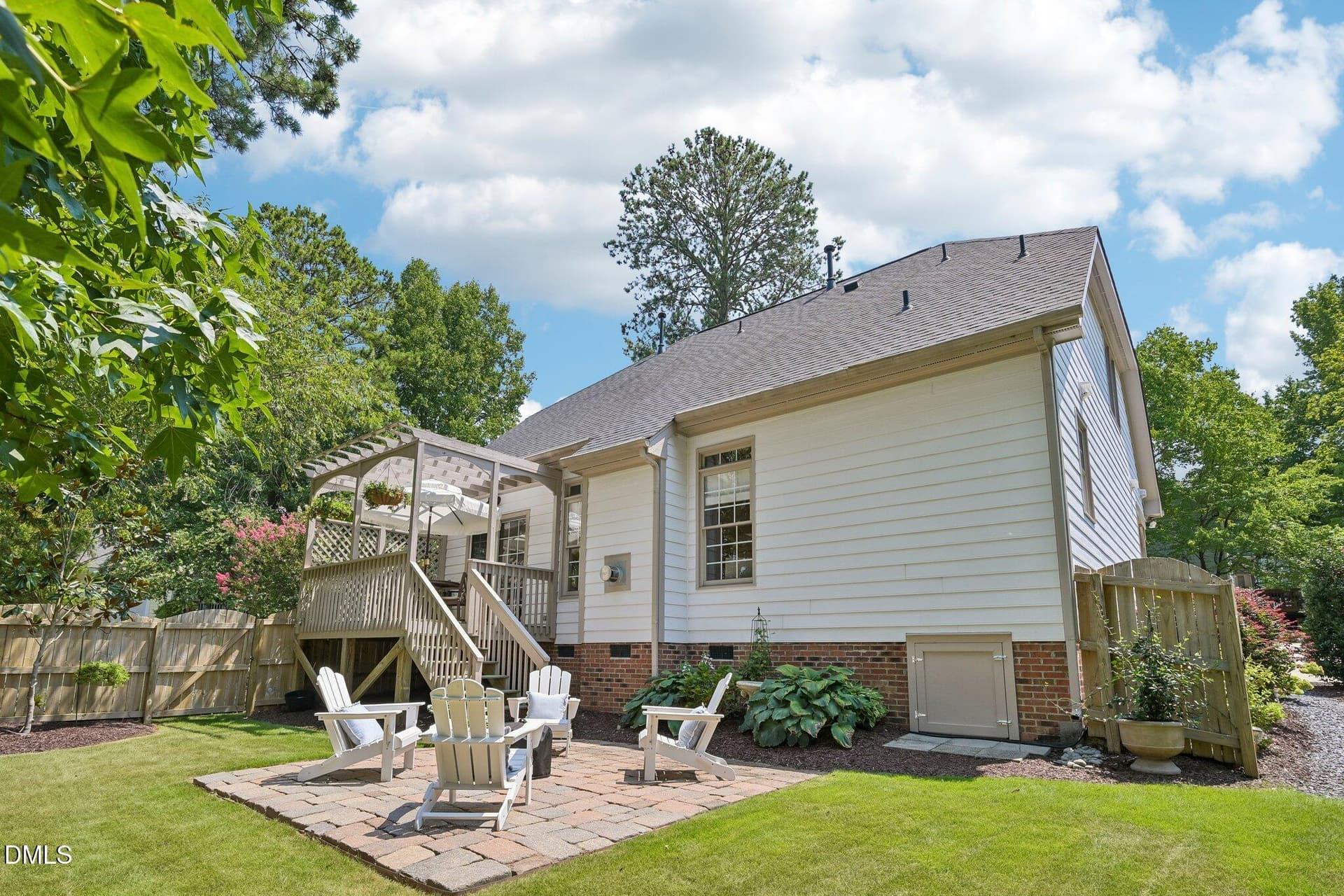 49-web-or-mls-Burnt Pine Ct-S1208-049 - 300 Burnt Pine Court, Apex, NC 27502