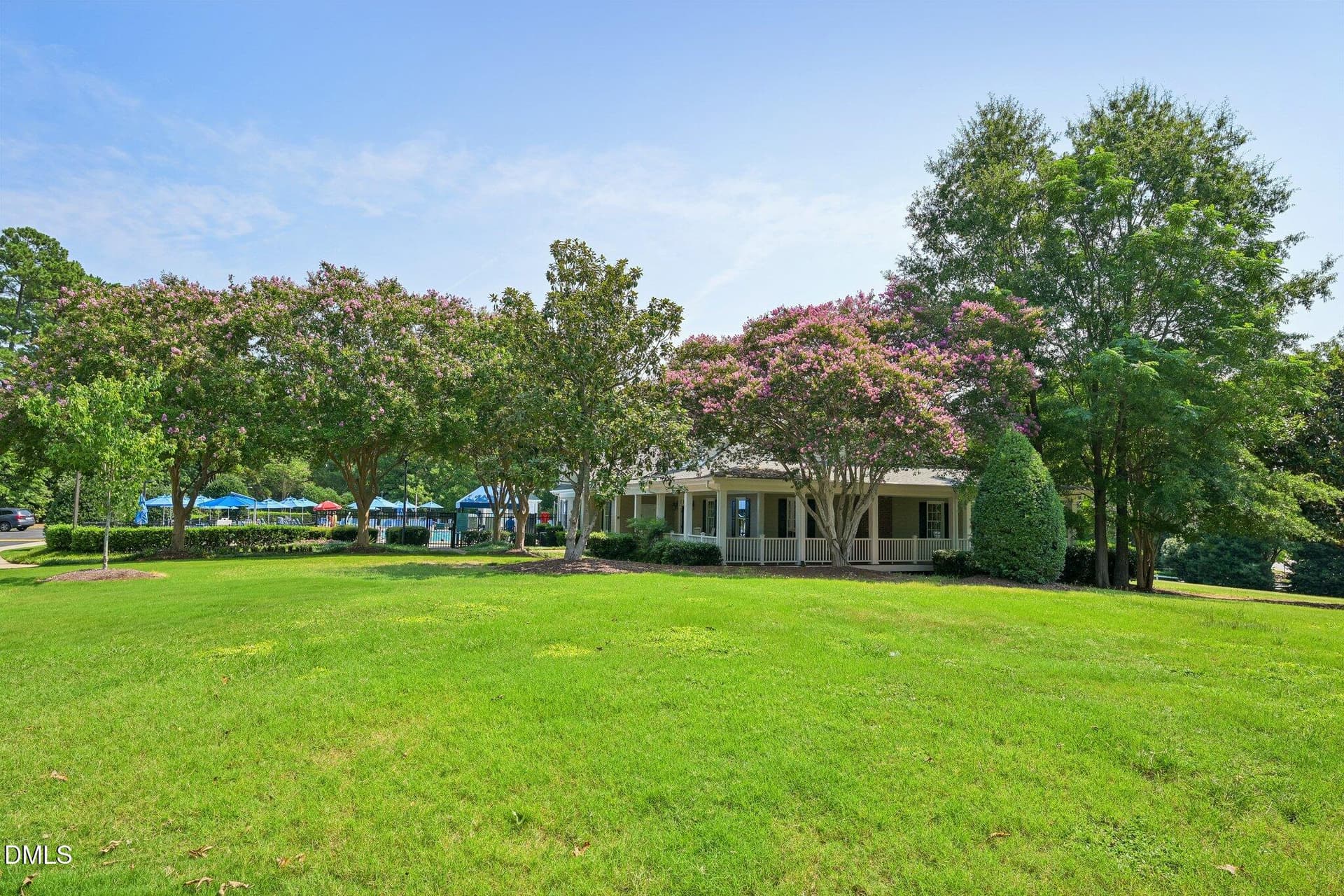 71-web-or-mls-Burnt Pine Ct-1208-902 - 300 Burnt Pine Court, Apex, NC 27502