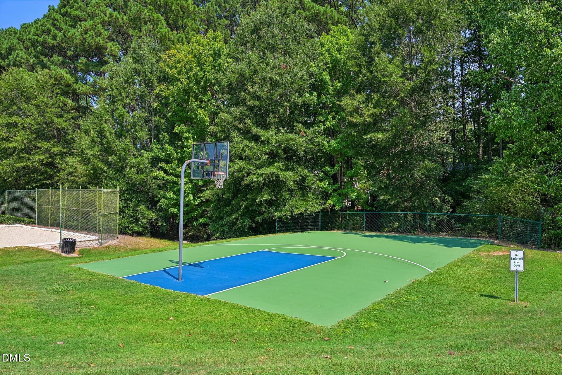 72-web-or-mls-Burnt Pine Ct-1208-903 - 300 Burnt Pine Court, Apex, NC 27502