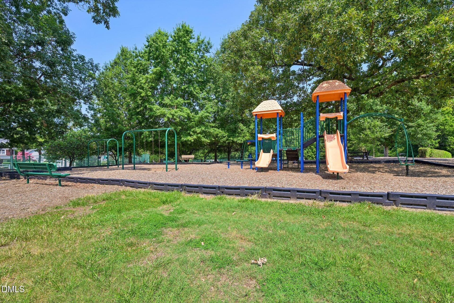 80-web-or-mls-Burnt Pine Ct-1208-911 - 300 Burnt Pine Court, Apex, NC 27502