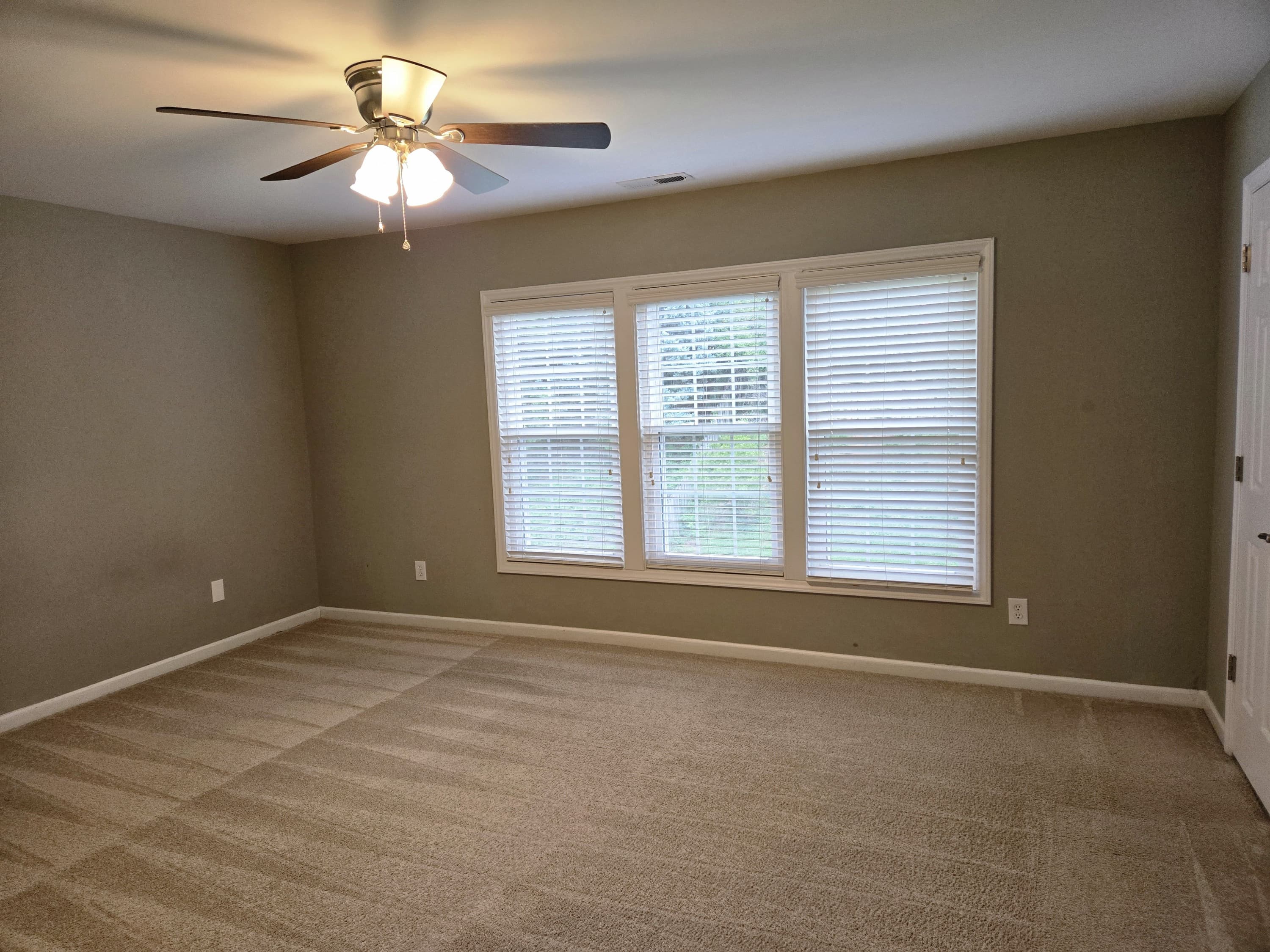 11.jpg - 2447 Stately Oaks Drive, Raleigh, NC 27614, Raleigh