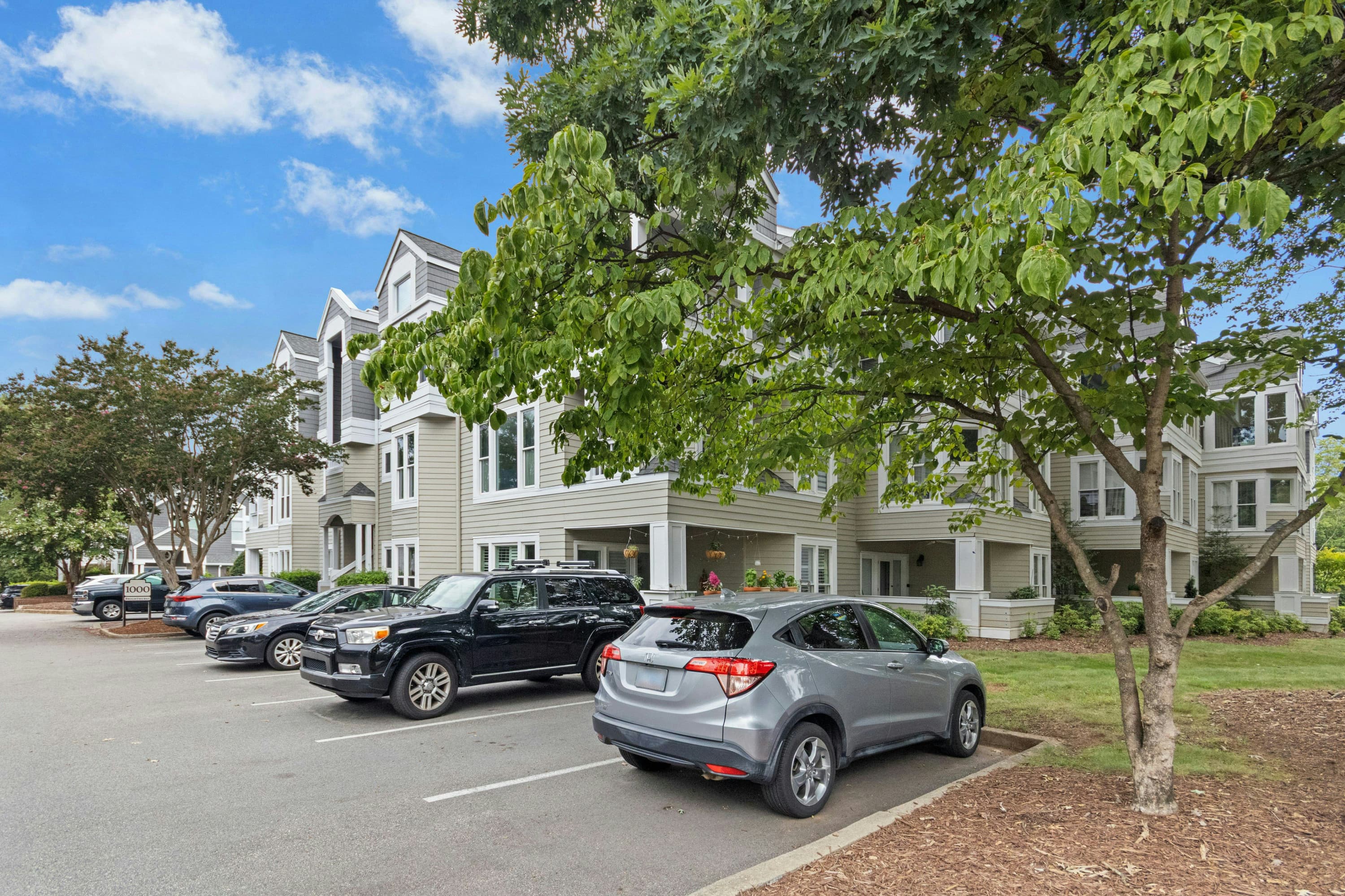 002-495465-IMG_0853.jpg - 1000 Brighthurst Drive 309, Raleigh, NC 27605, Raleigh