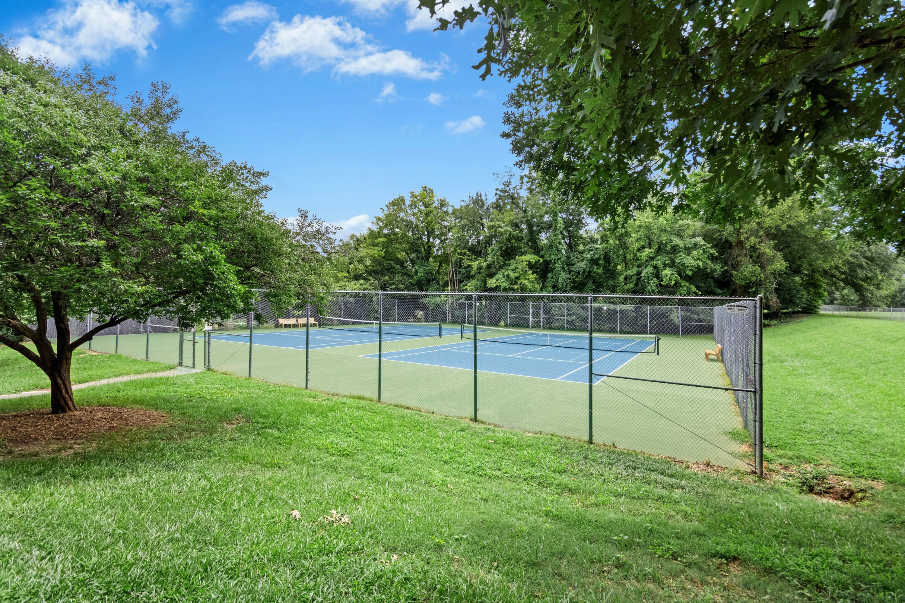 027-495465-IMG_0864.jpg - 1000 Brighthurst Drive 309, Raleigh, NC 27605, Raleigh