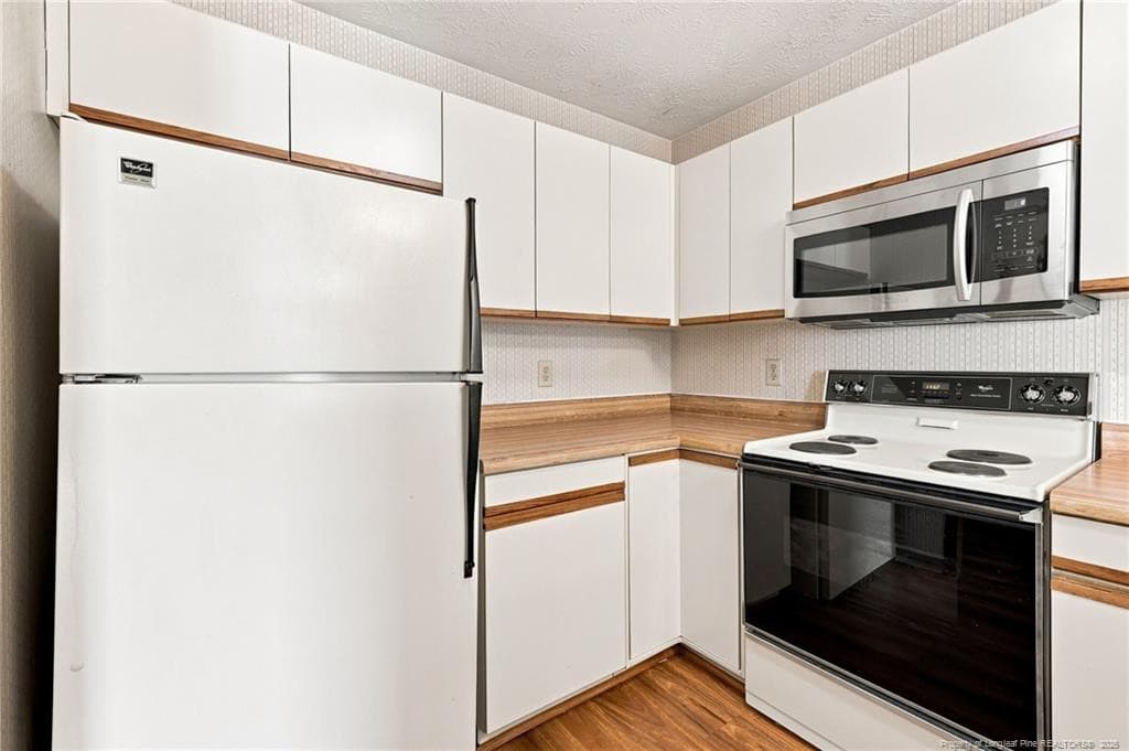 Photo 11 - 1361 N Forest Drive, Fayetteville, NC 28303, Fayetteville