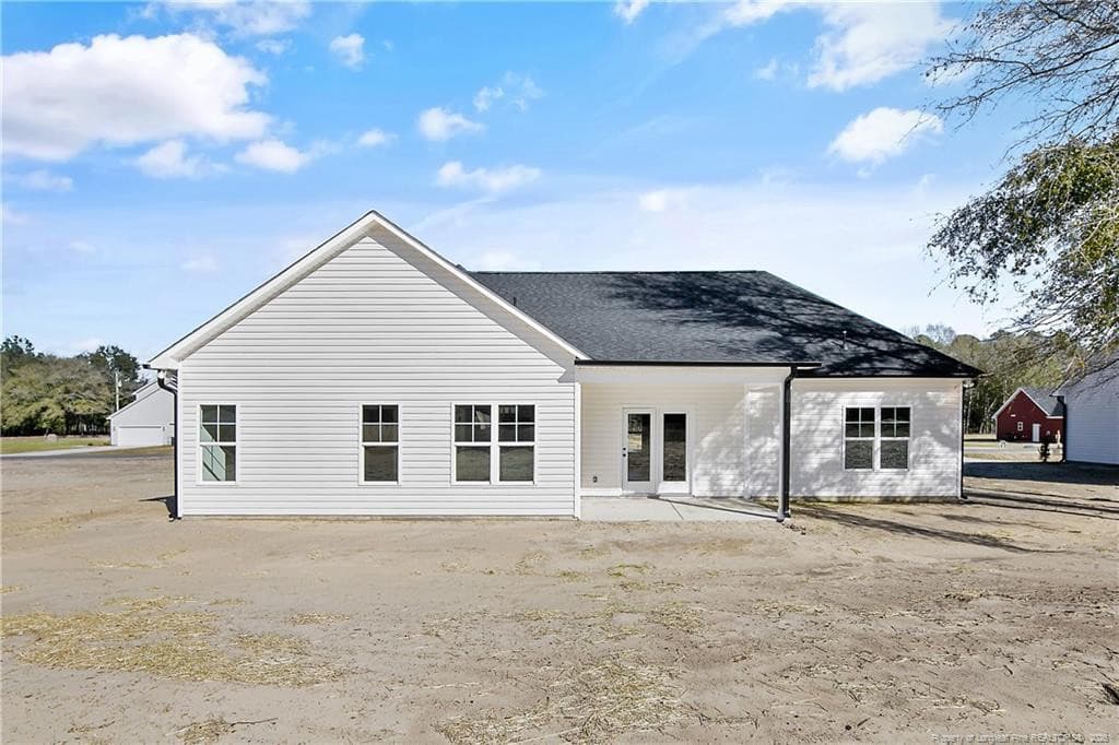 Photo 17 - 1038 White Plains Drive, Fayetteville, NC 28312, Fayetteville