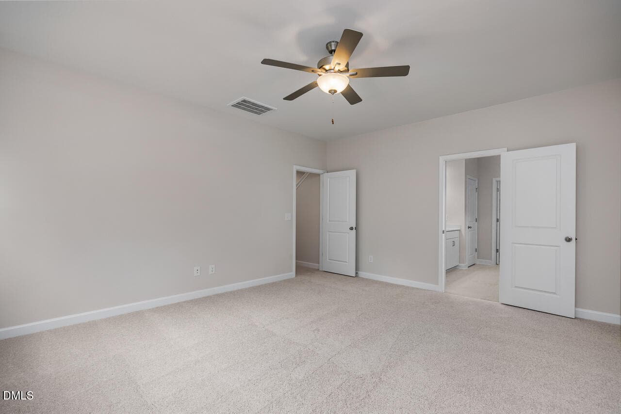 Sample Photo - 559 Whinfield Place, Aberdeen, NC 28315