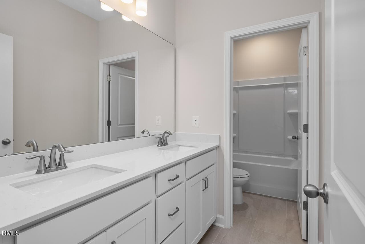 Sample Photo - 559 Whinfield Place, Aberdeen, NC 28315