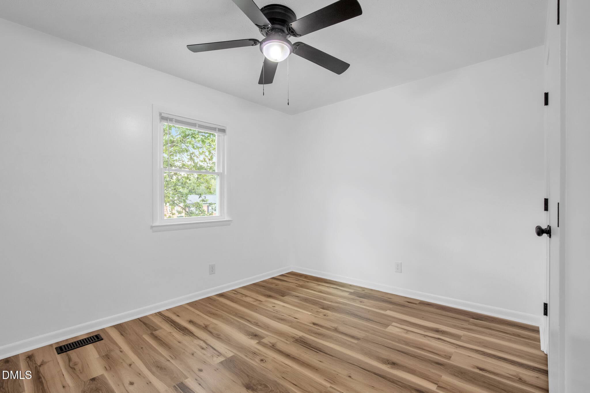1515 Grandview Dr(24 of 39) - 1515 Grandview Drive, Fayetteville, NC 28314, Fayetteville