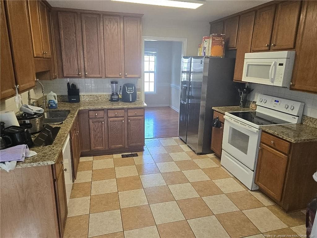 Kitchen - 1912 Ellie Avenue, Fayetteville, NC 28314, Fayetteville