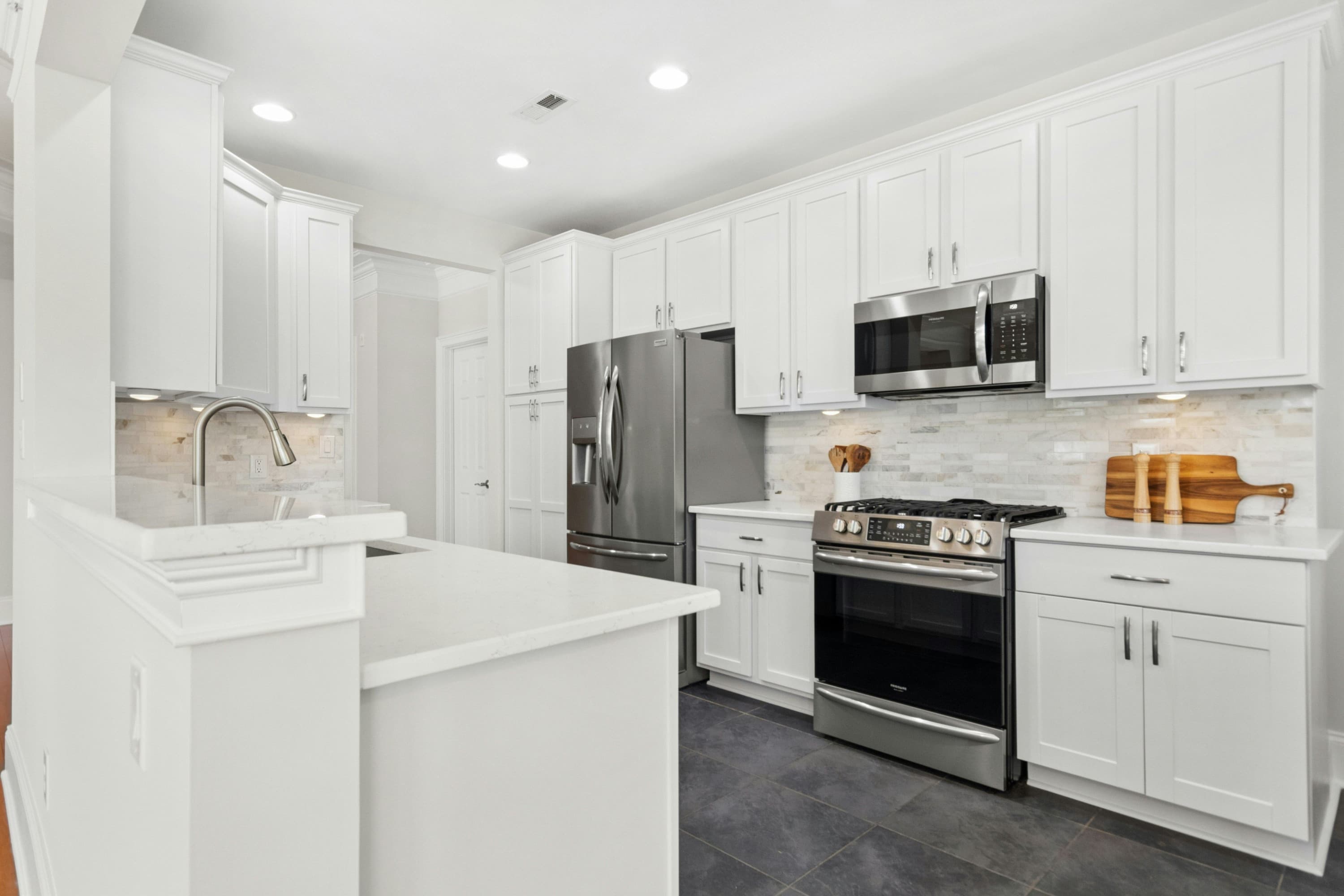 013-495643-IMG_1369.jpg - 9211 Calabria Drive 205, Raleigh, NC 27617, Raleigh