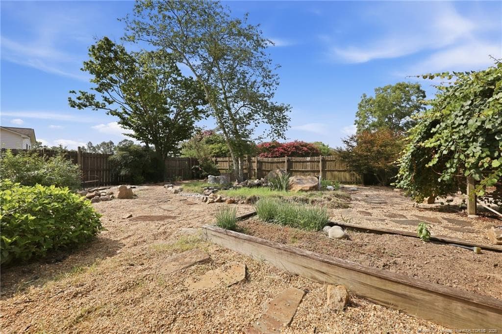 garden - 23 Aspen Lane, Lillington, NC 27546