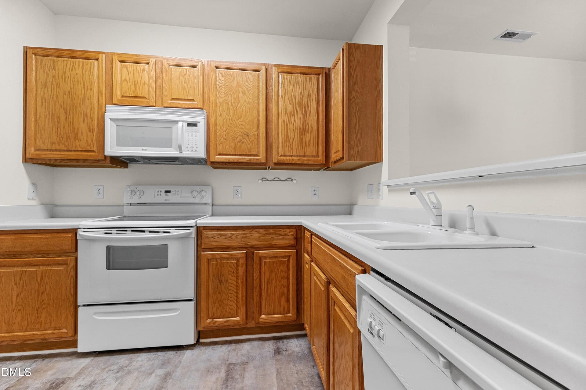 23-427 Eyam Hall Ln, Apex _1649 - 427 Eyam Hall Lane, Apex, NC 27502