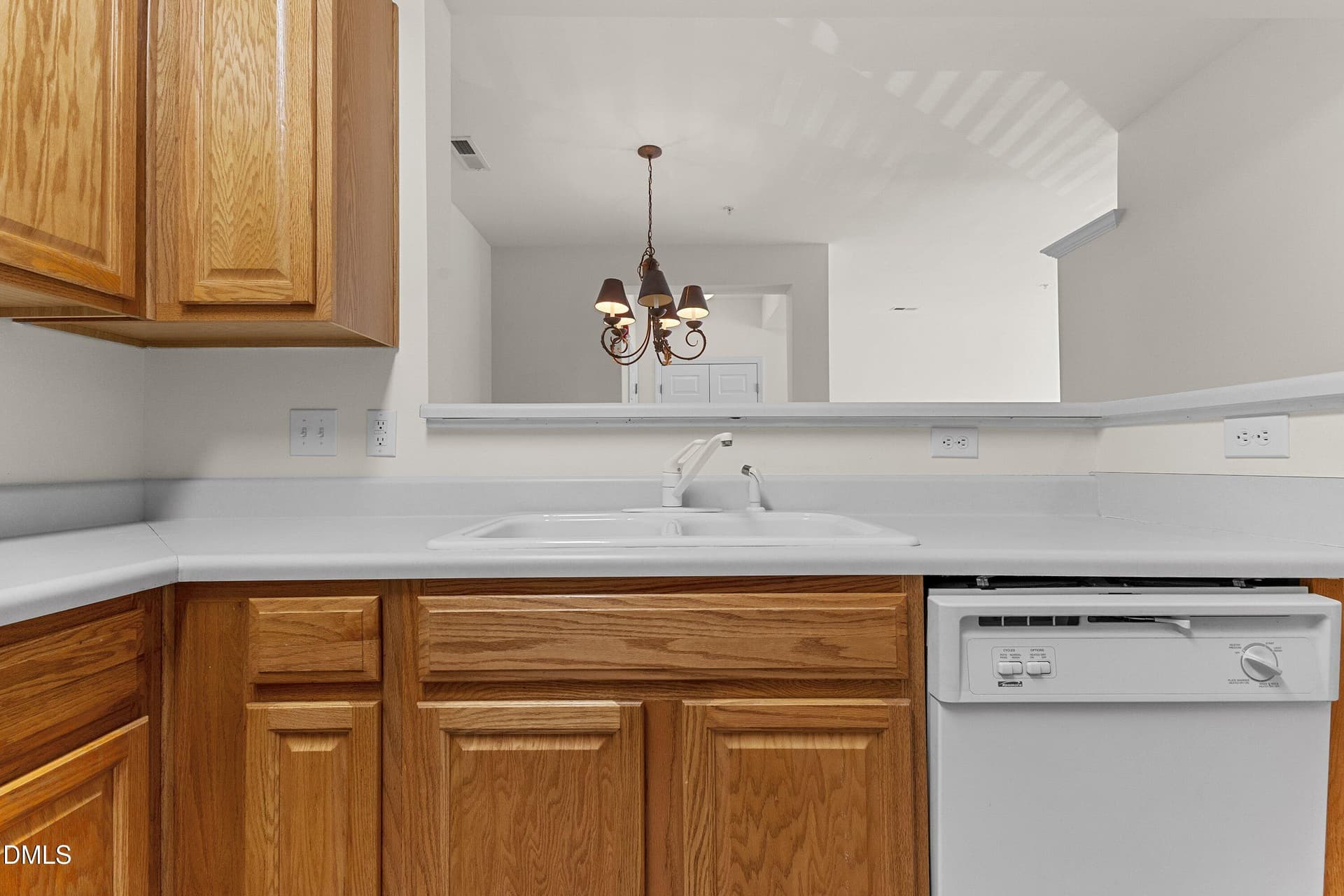 18-427 Eyam Hall Ln, Apex _1624 - 427 Eyam Hall Lane, Apex, NC 27502