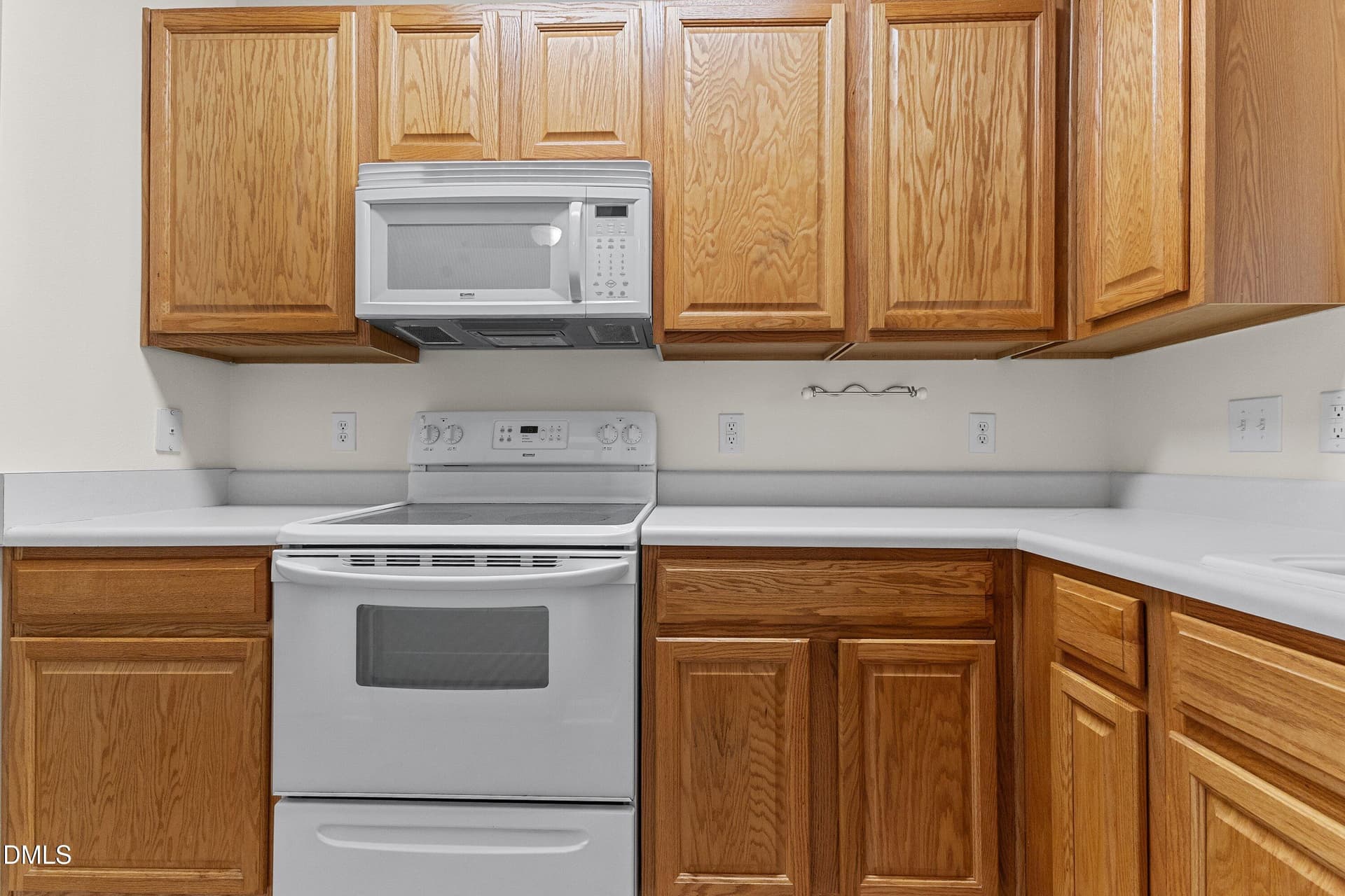 19-427 Eyam Hall Ln, Apex _1629 - 427 Eyam Hall Lane, Apex, NC 27502