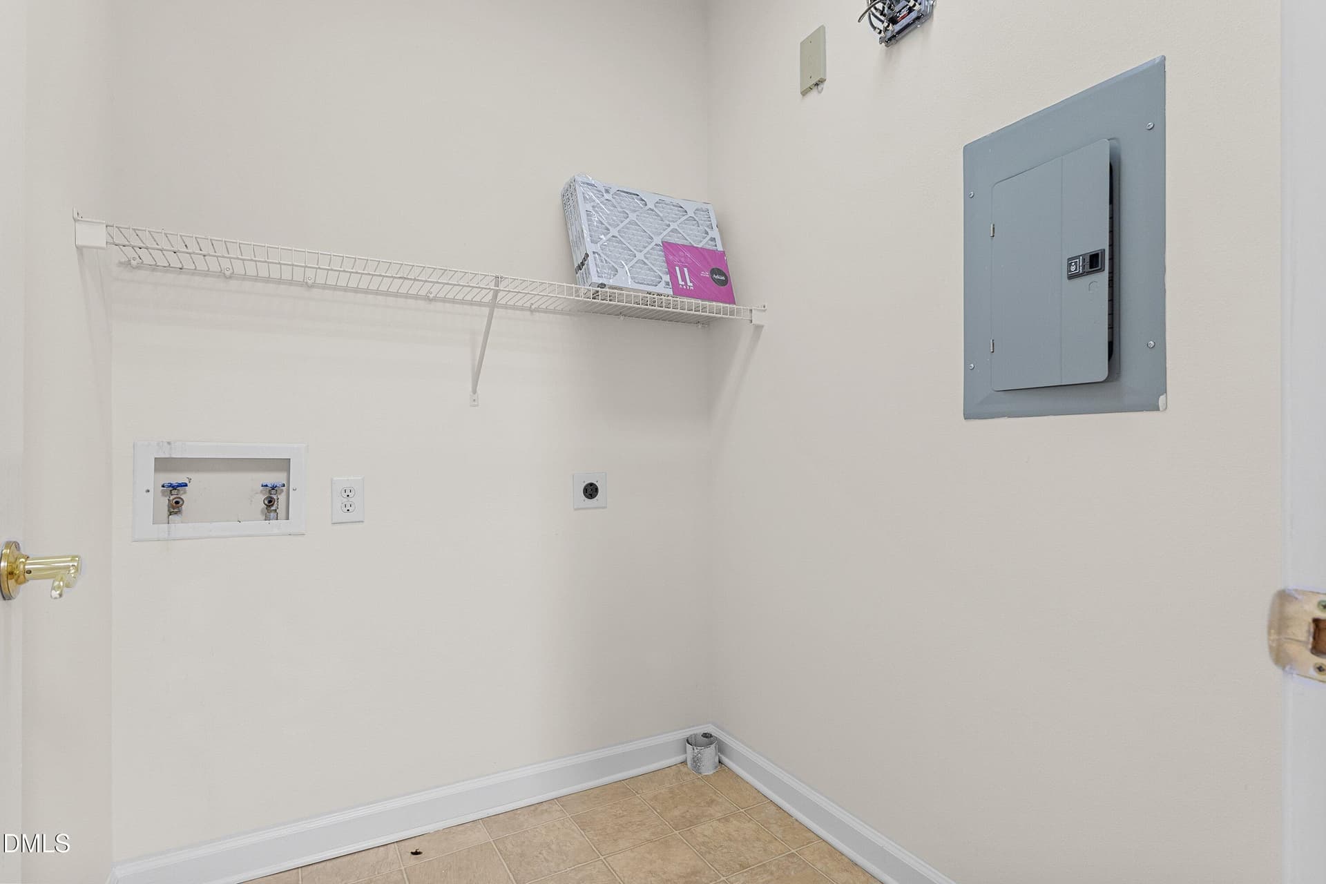 20-427 Eyam Hall Ln, Apex _1634 - 427 Eyam Hall Lane, Apex, NC 27502