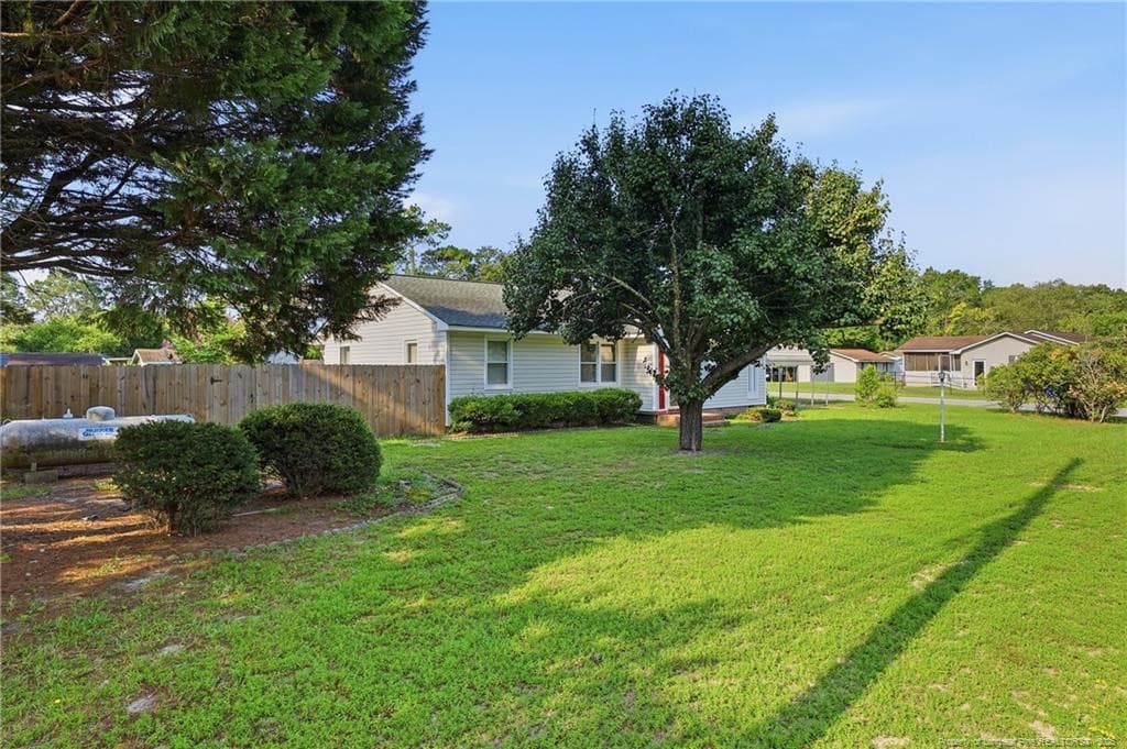 Photo 2 - 3733 Carlos Avenue, Fayetteville, NC 28306, Fayetteville