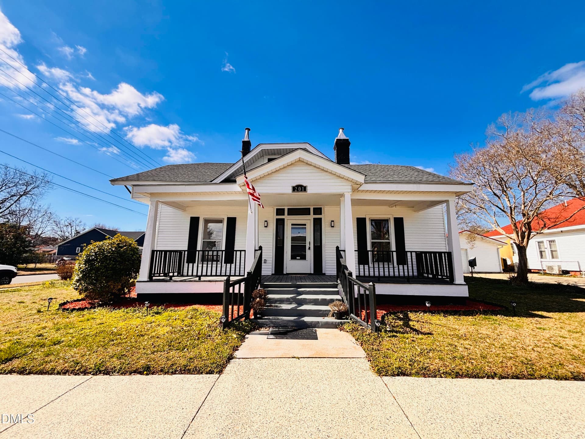 201 N Massey Street, Selma, NC 27576
